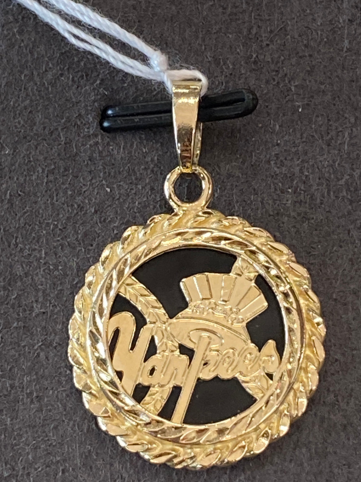 14k Yellow Gold Yankees Pendant