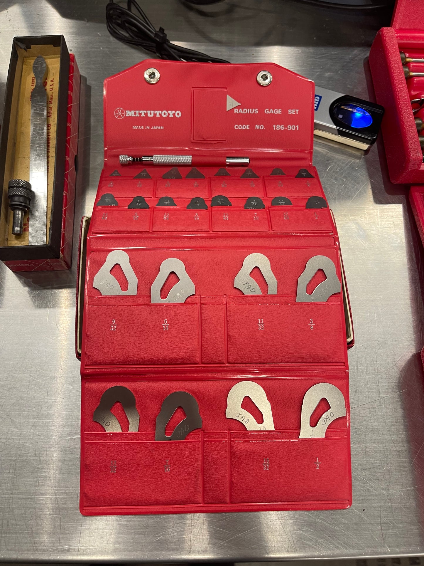 Starrett & Mitutoyo Machinists Products (149640-69) MMP