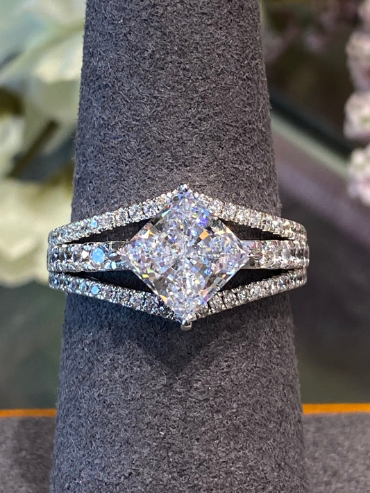 925 Silver Cubic Zirconia Ring