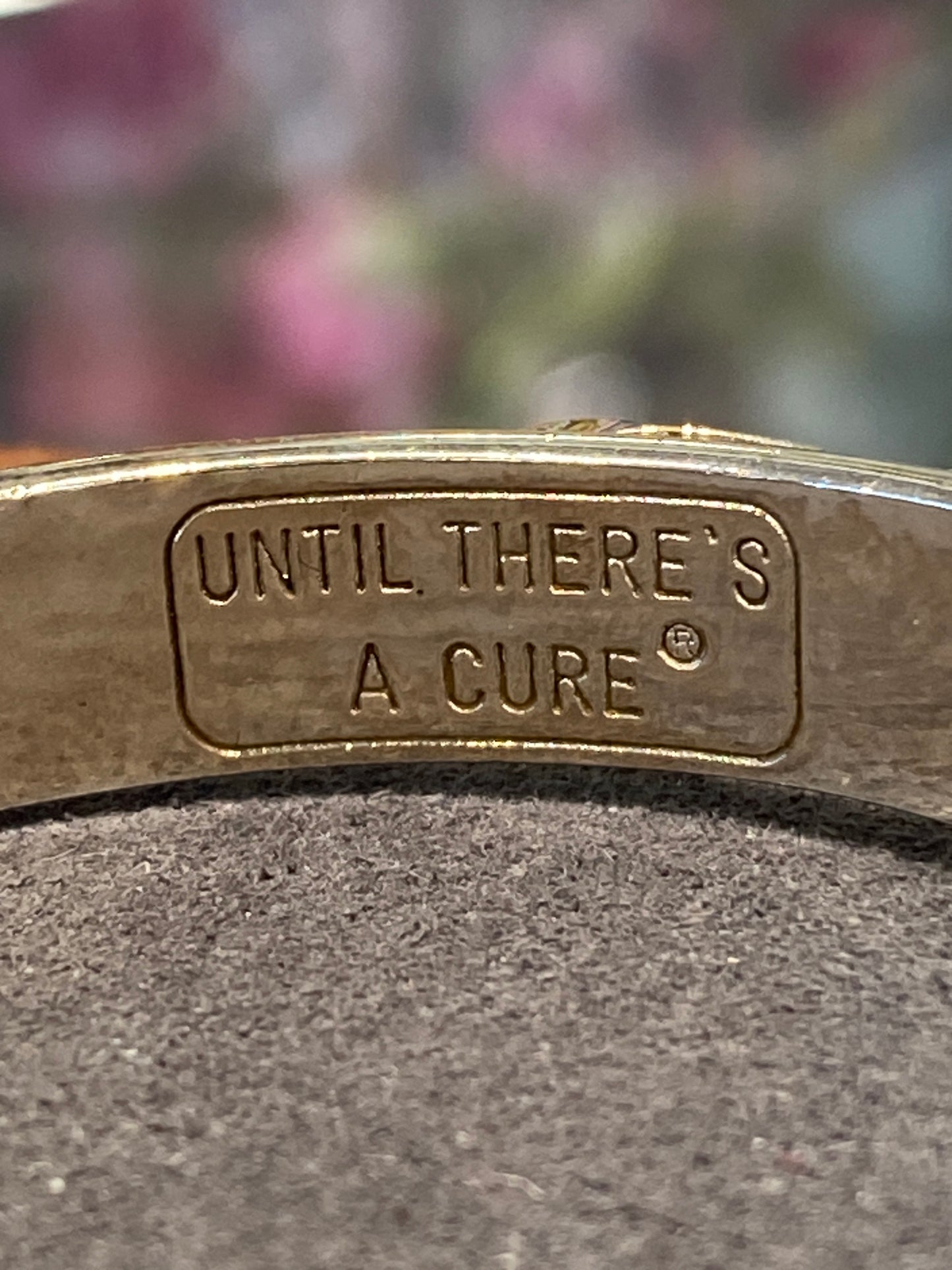 Silver Cuff Bracelet With Ribbon Design