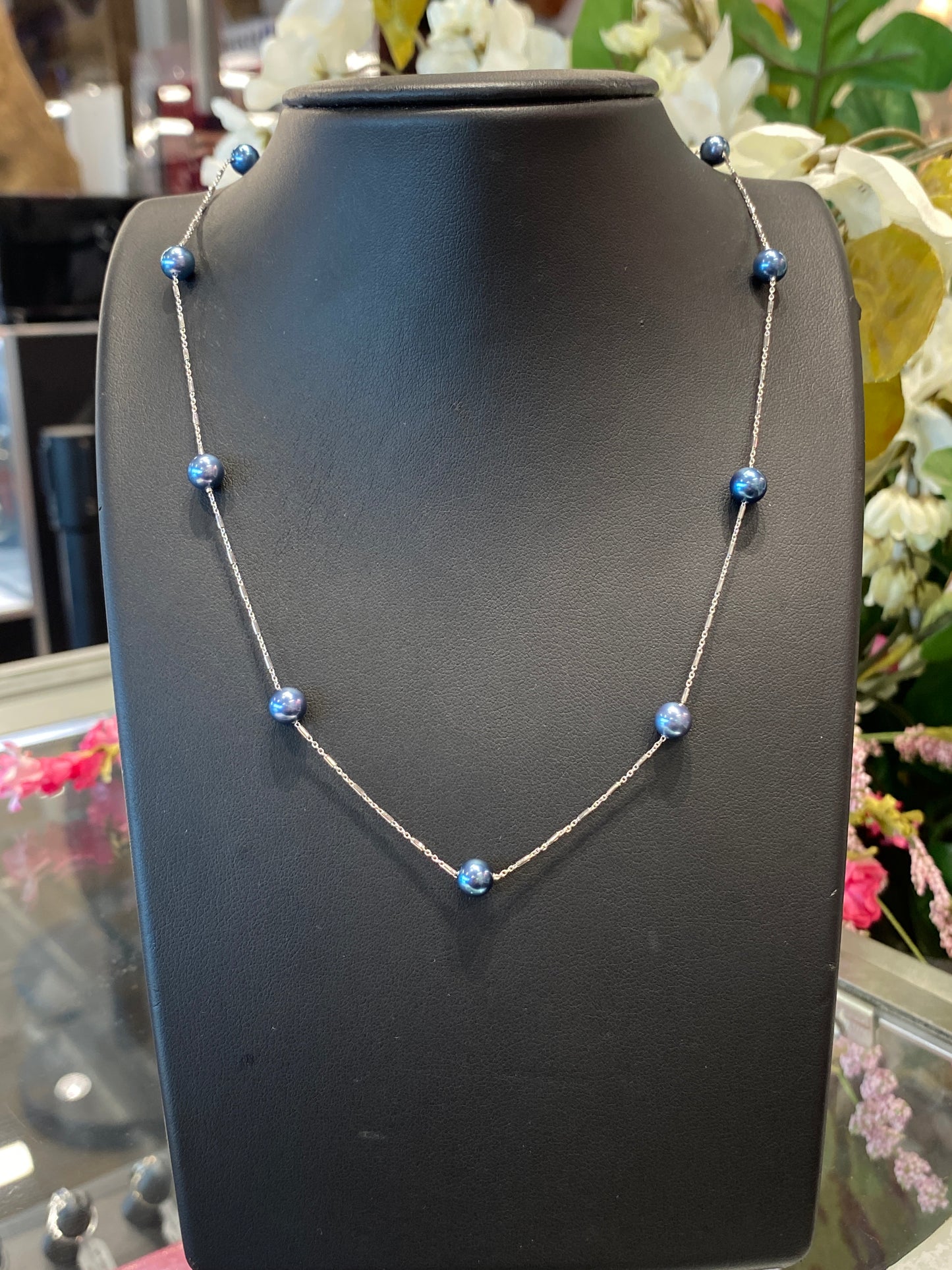 14k White Gold Pearl Chain