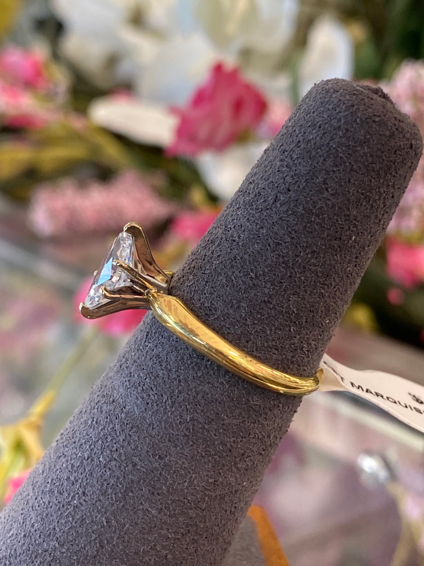 18k Yellow Gold Diamond Engagement Ring