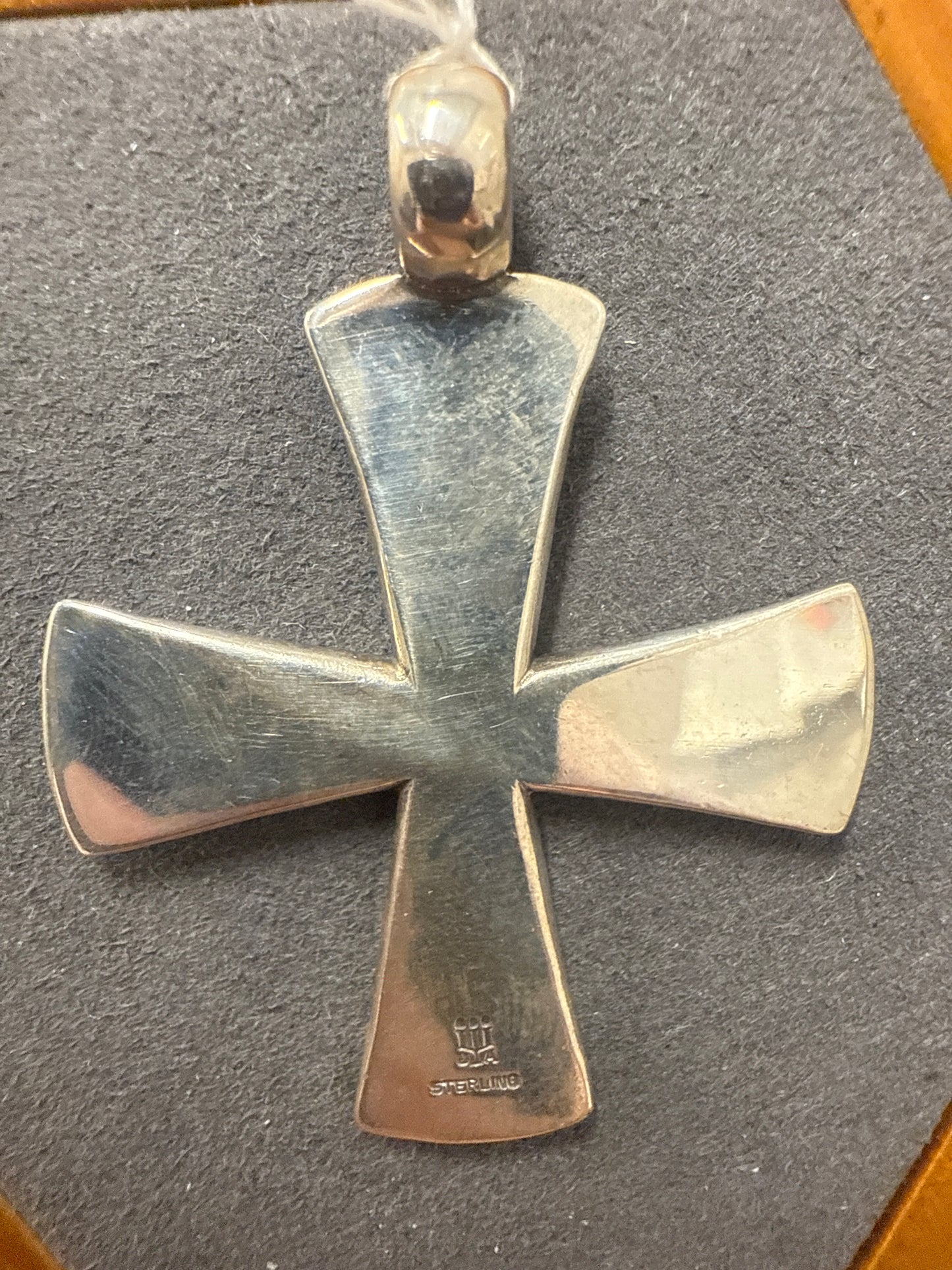Silver charm