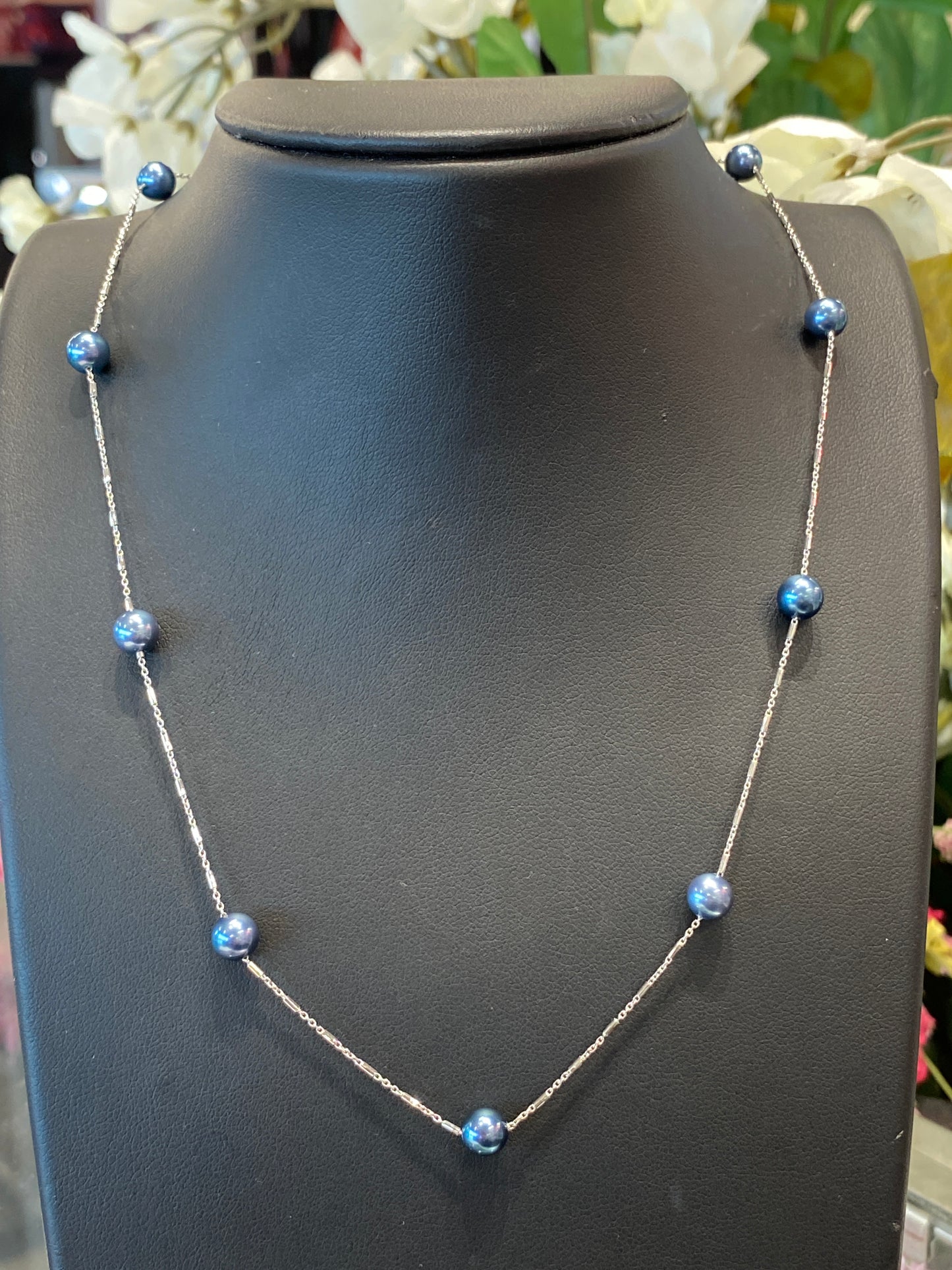 14k White Gold Pearl Chain