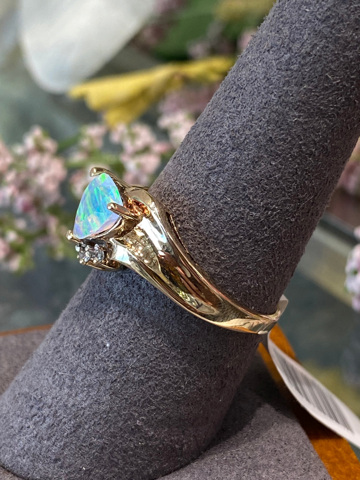 10k Yellow Gold Heart Ring