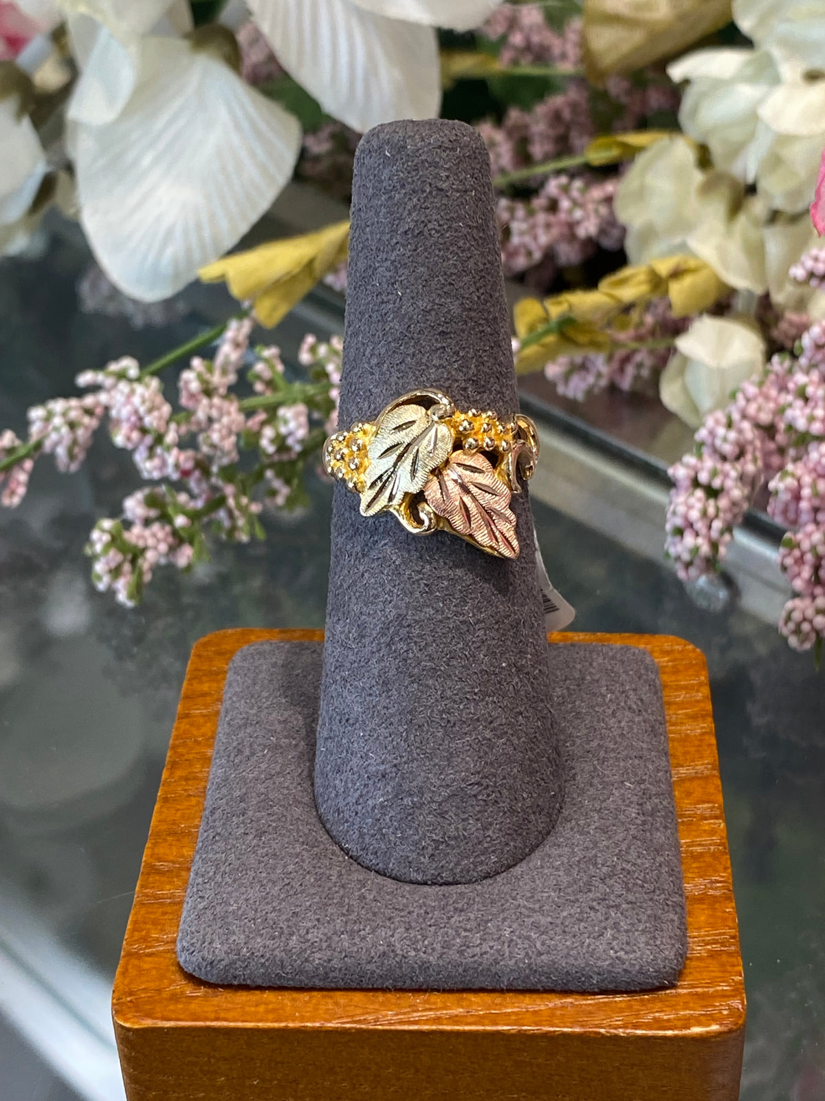 10k Two Tone Black Hills Gold Ring