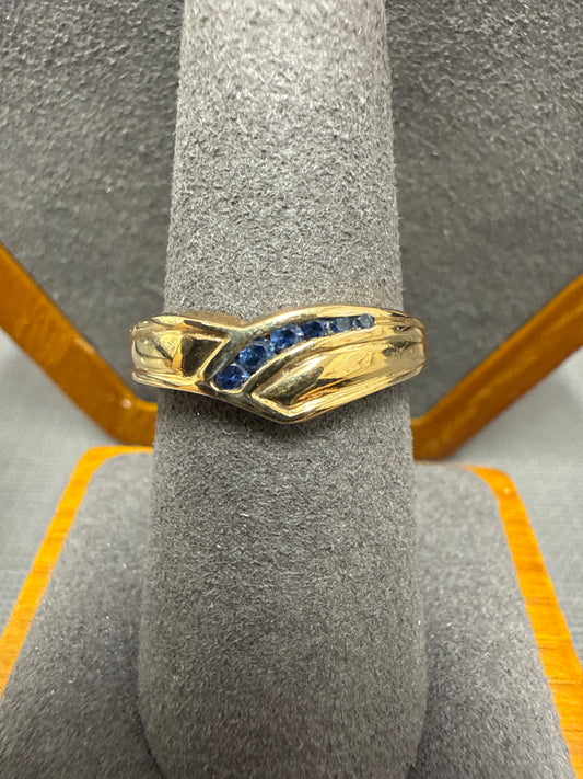 Gold ring