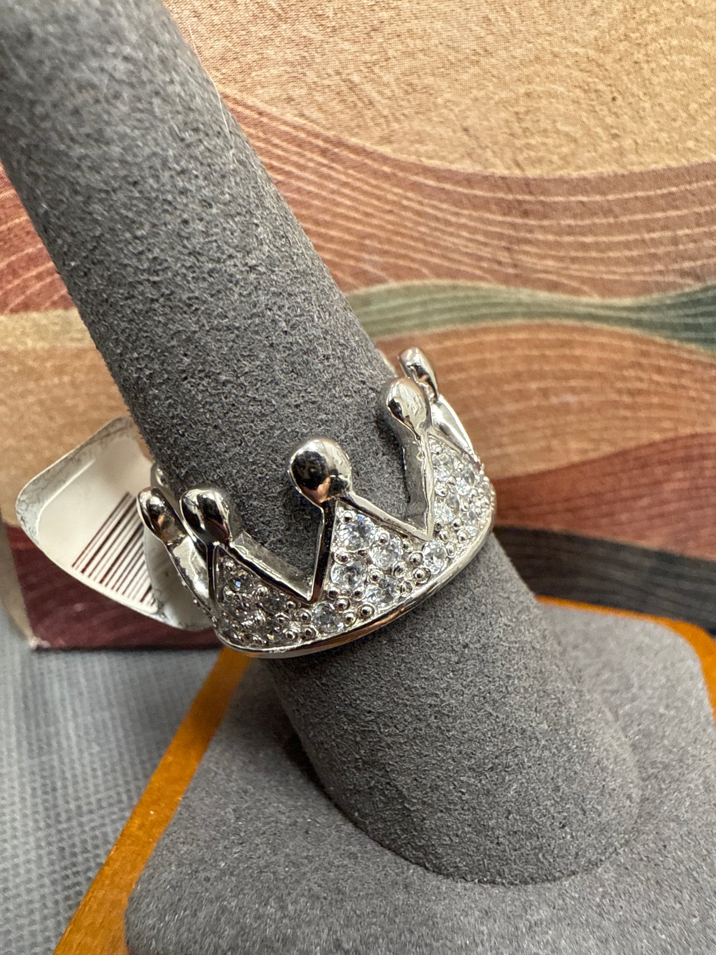 Silver crown ring