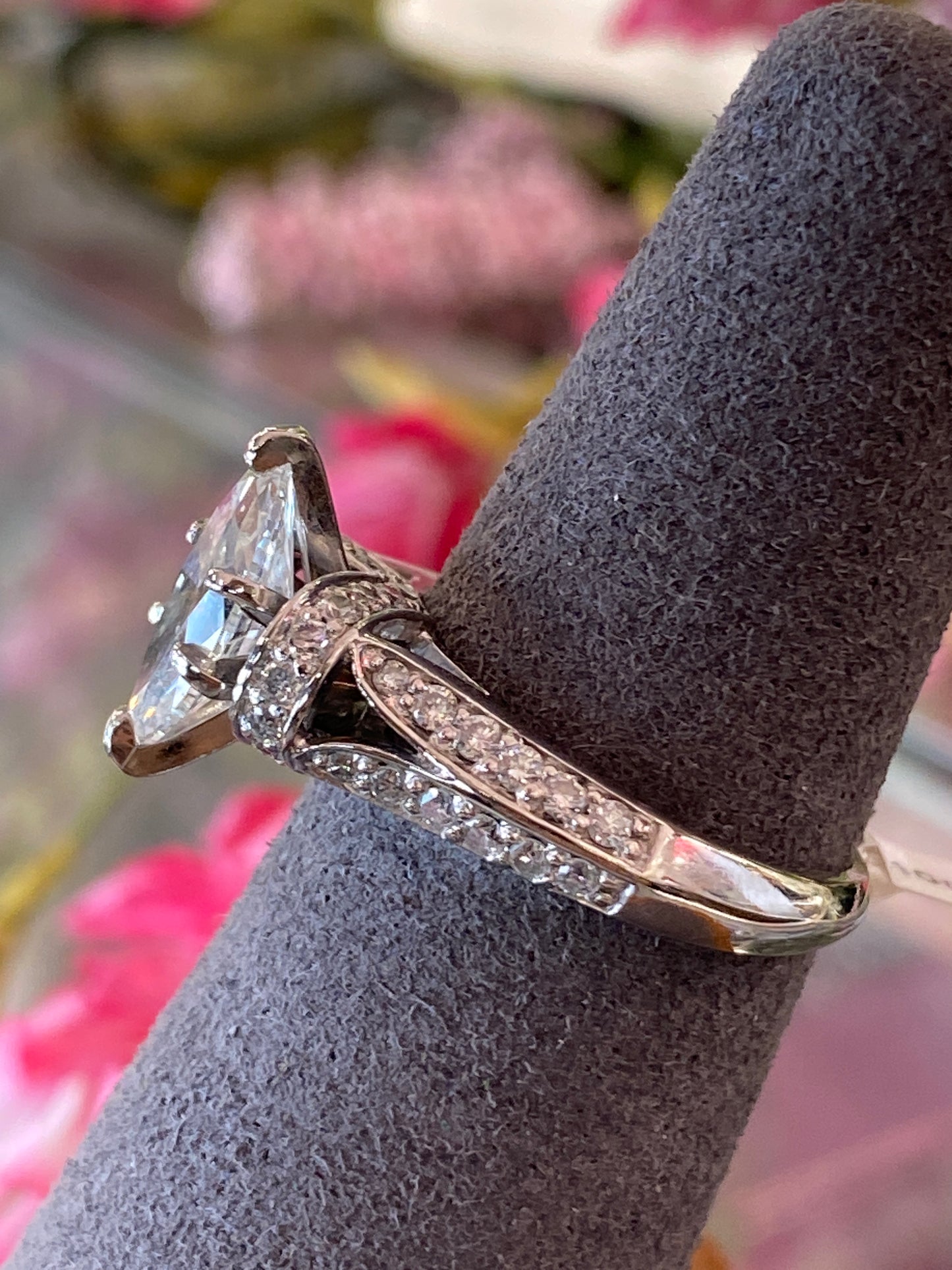 14k White Gold Engagement Ring