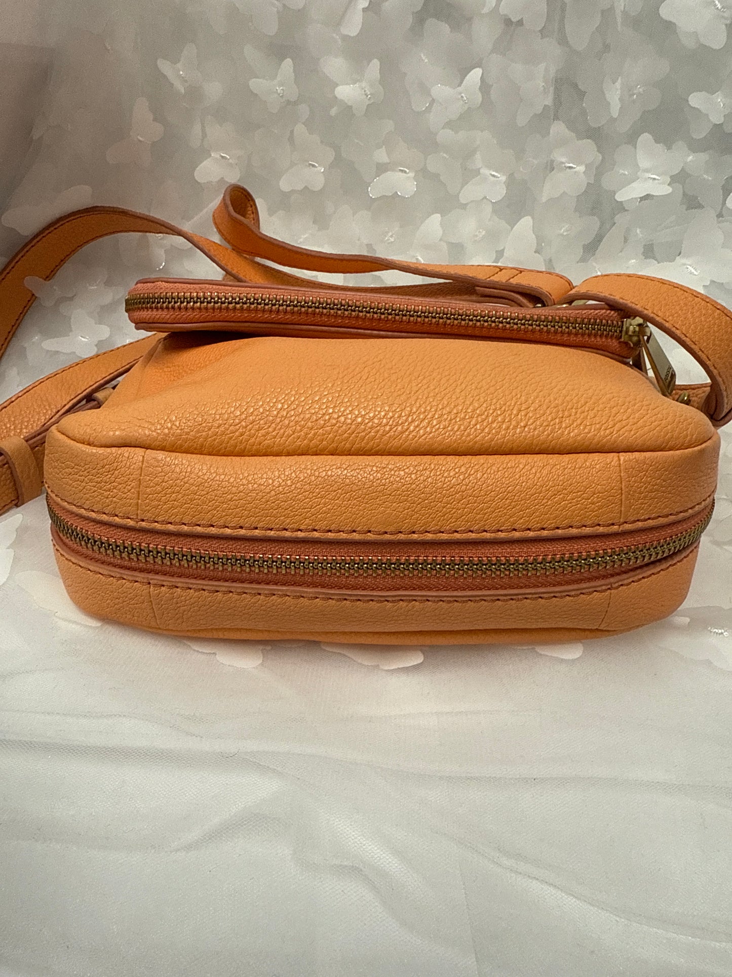 Hand bag