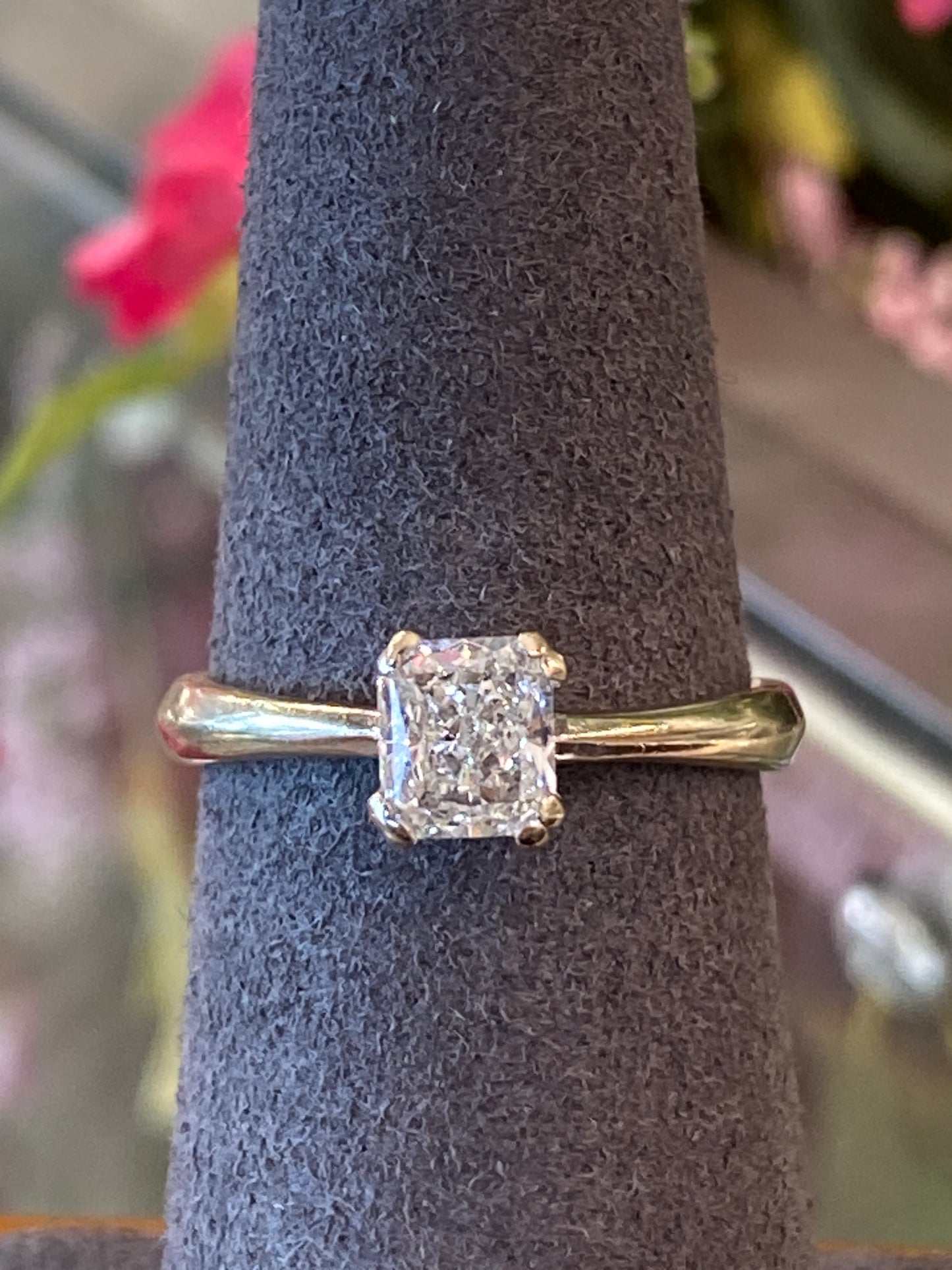 14k White Gold Engagement Ring