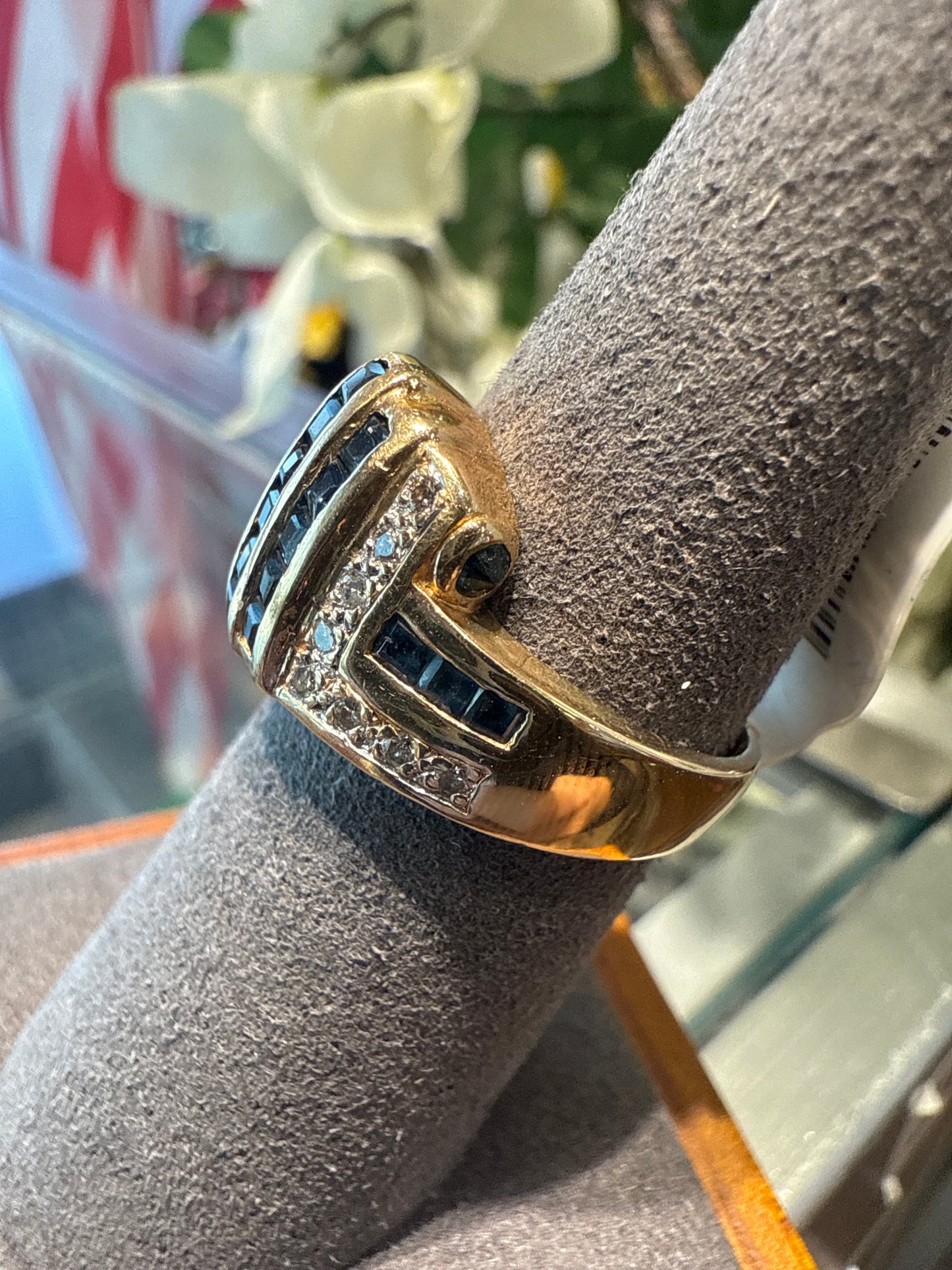 Gold ring
