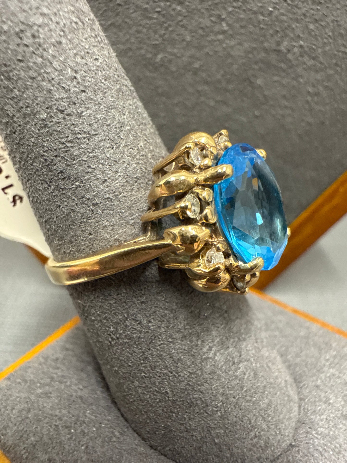 Gold ring