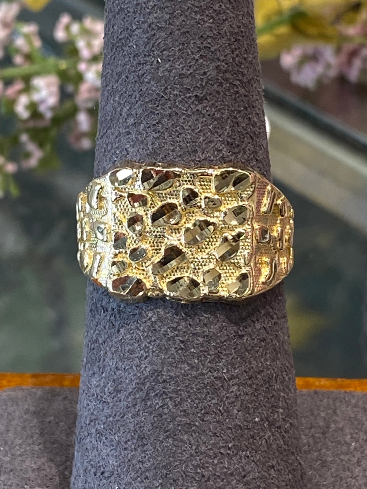 10k Yellow Gold Nugget Ring