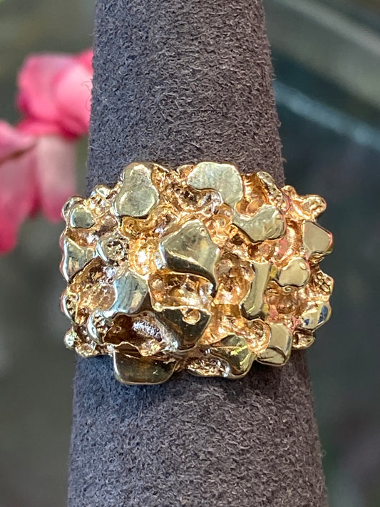 10k Yellow Gold Nugget Ring