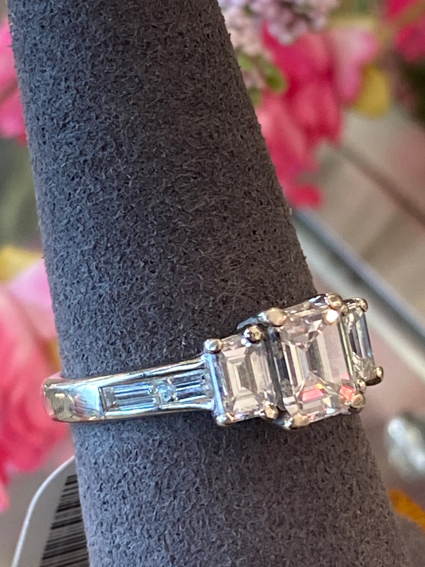 14k White Gold Diamond Engagement Ring