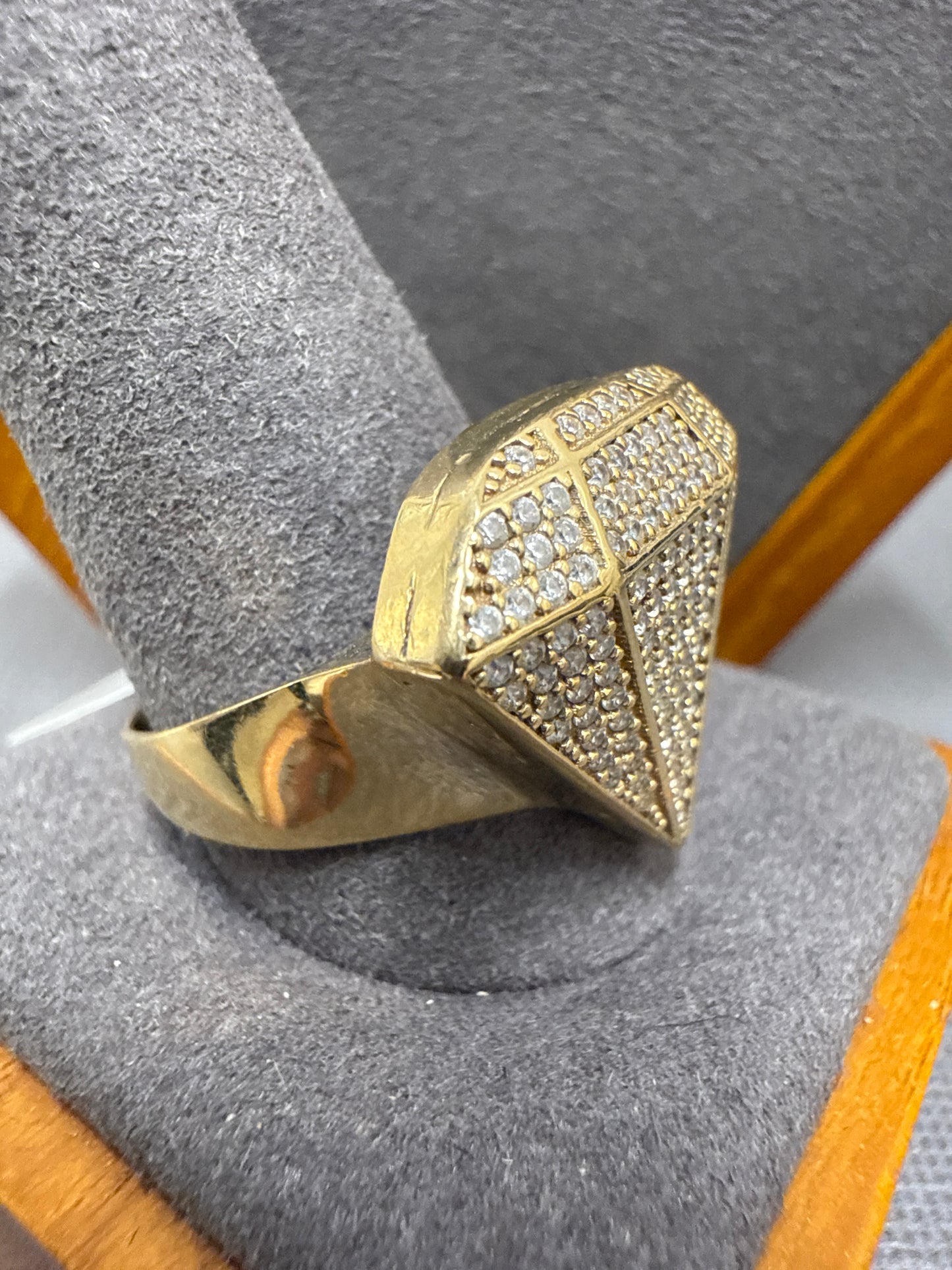 Gold ring