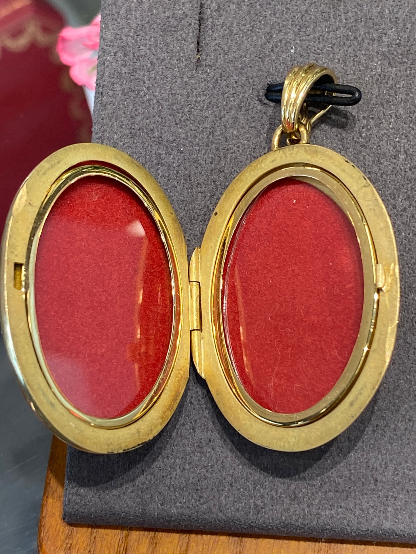 18k Yellow Gold Locket Pendant