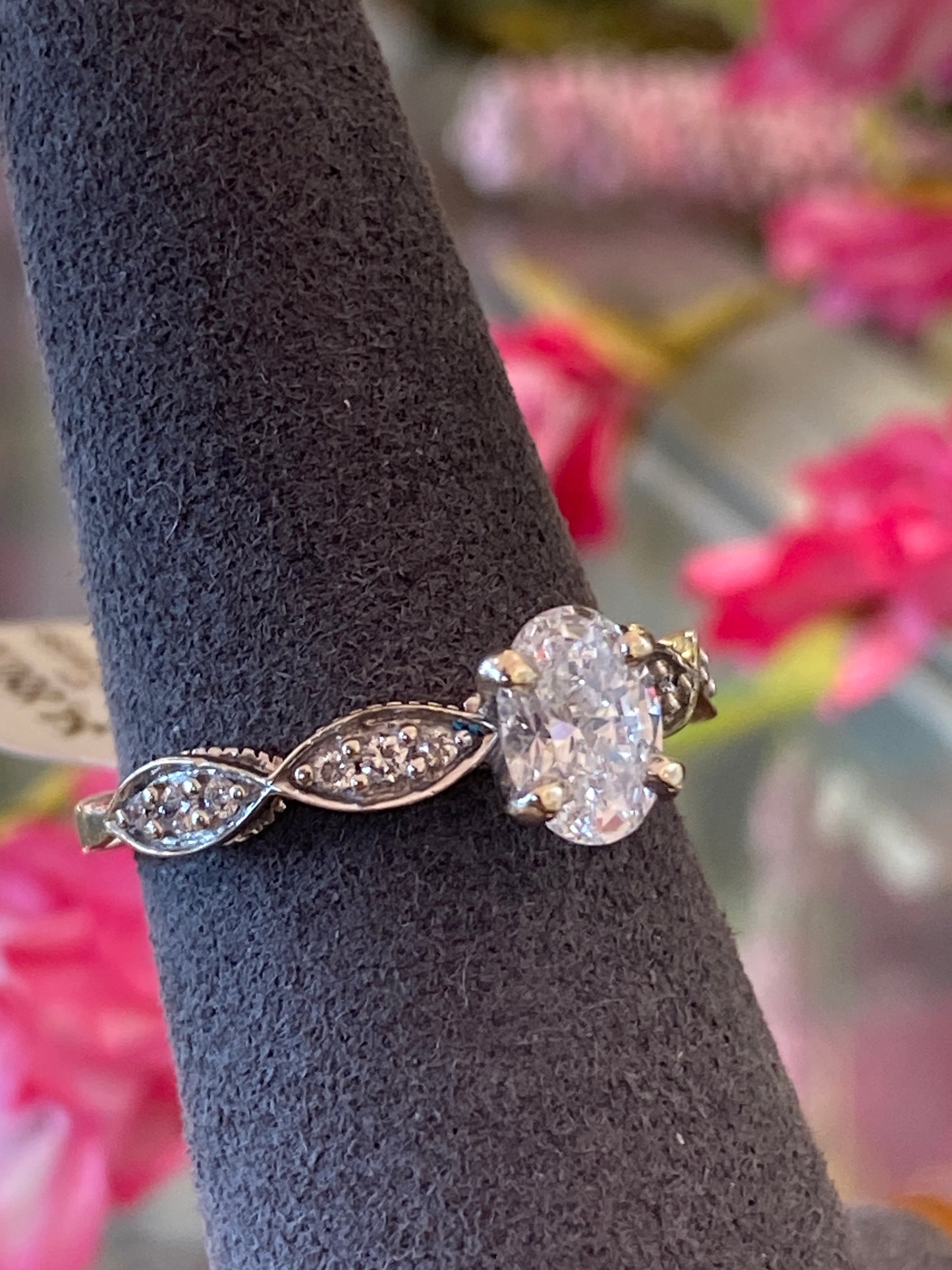 14k White Gold Diamond Engagement Ring