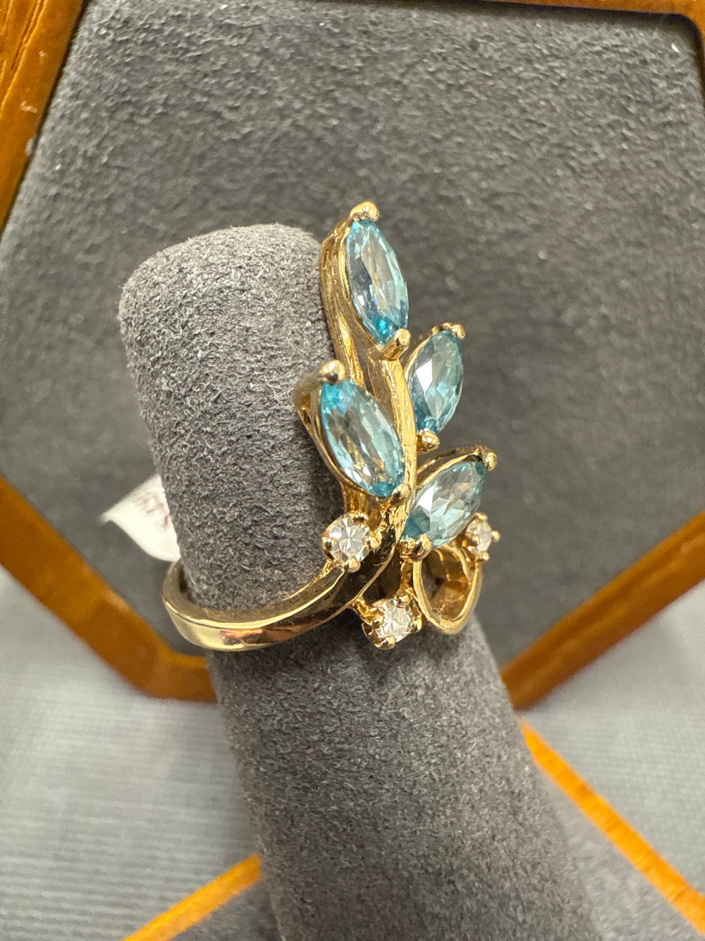 Gold ring