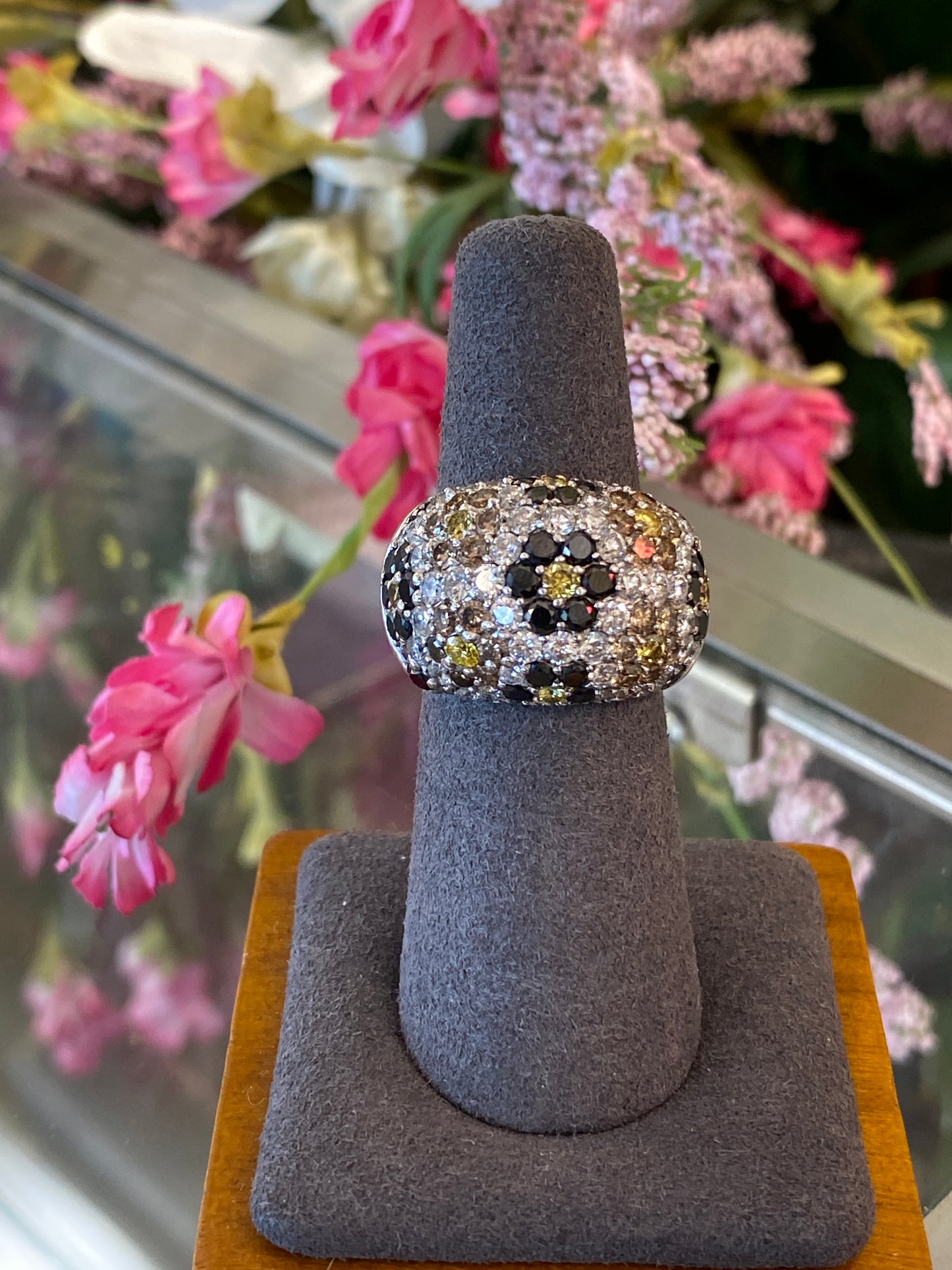 18k White Gold Diamond Ring