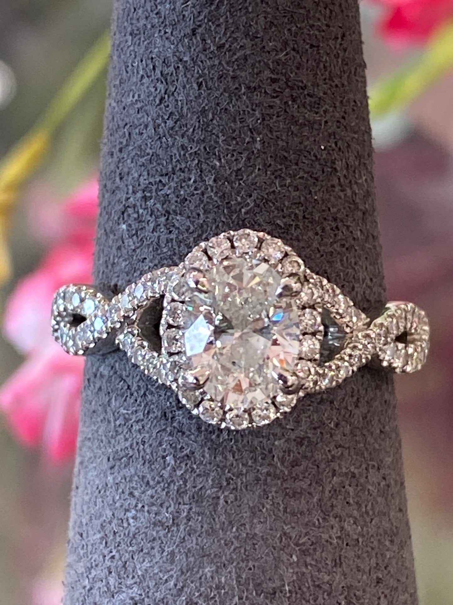 14k White Gold Diamond Engagement Ring