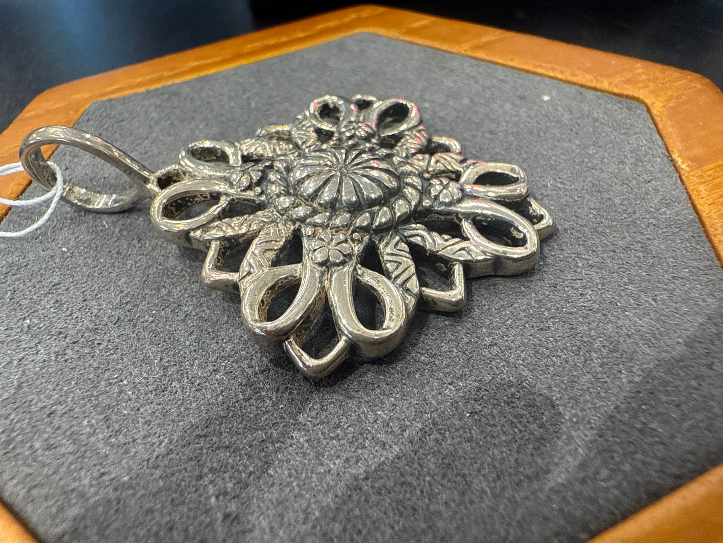 Silver charm