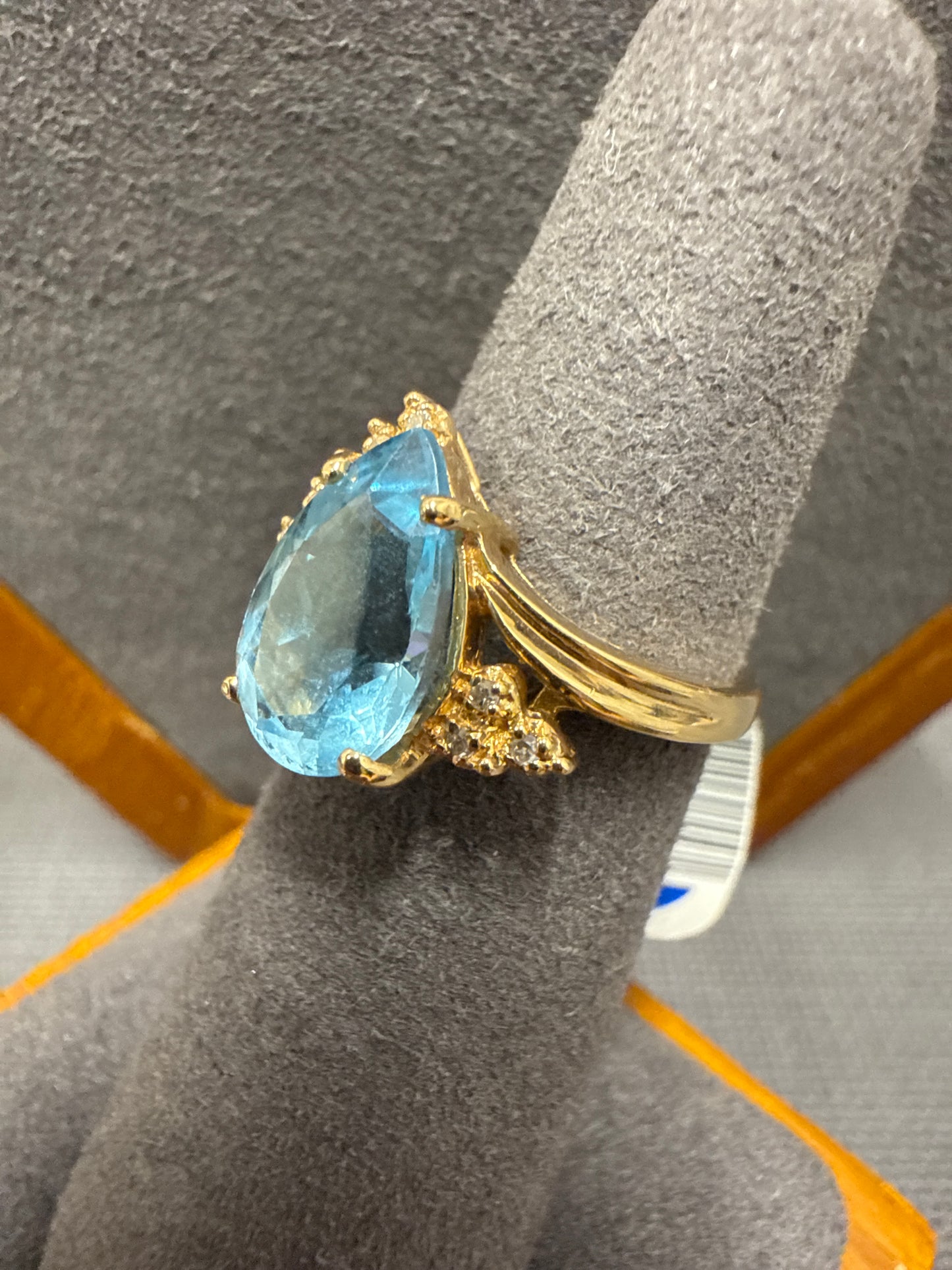 Gold ring