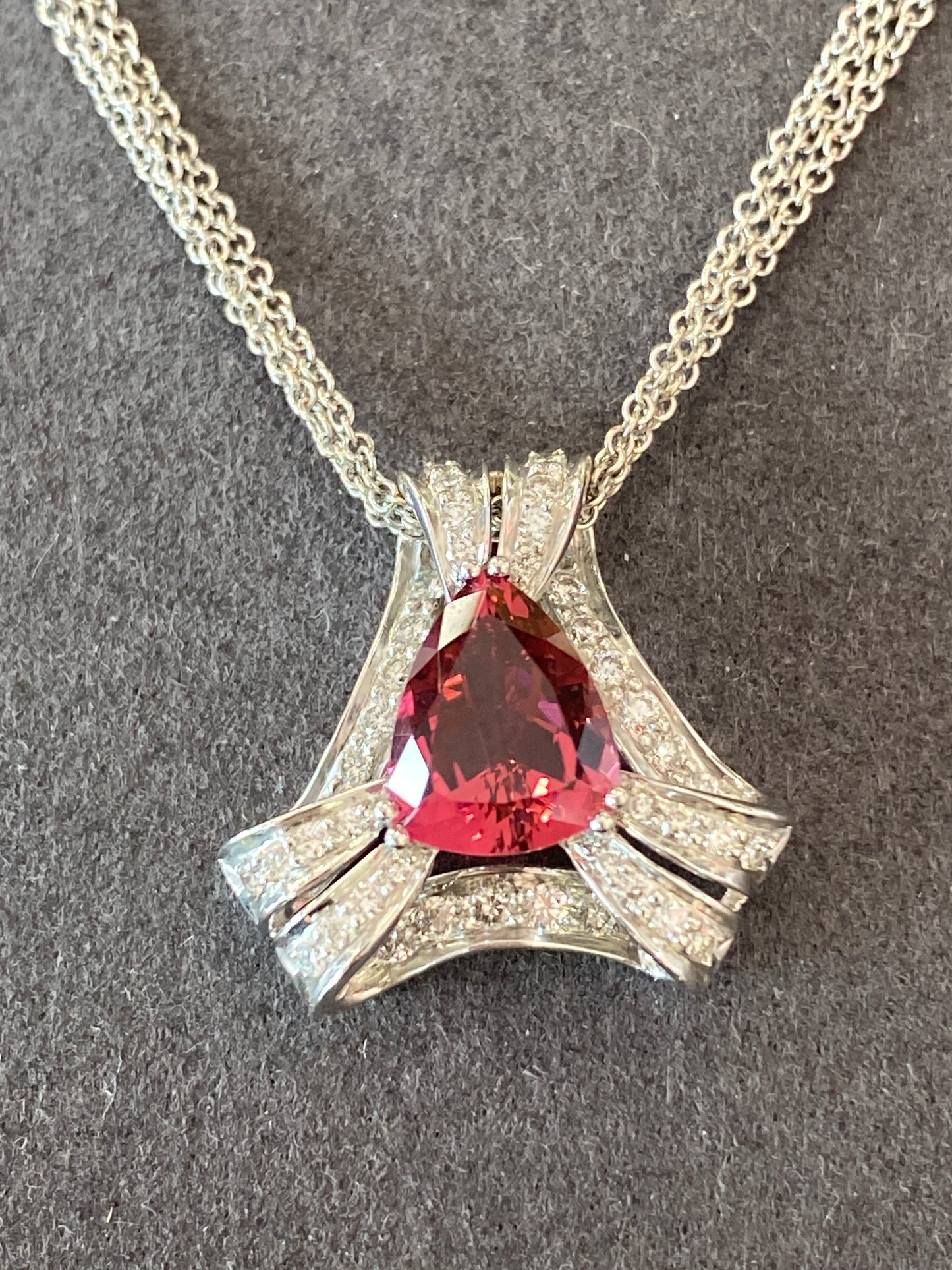 18k White Gold Chain With A Pink Tourmaline & Diamonds