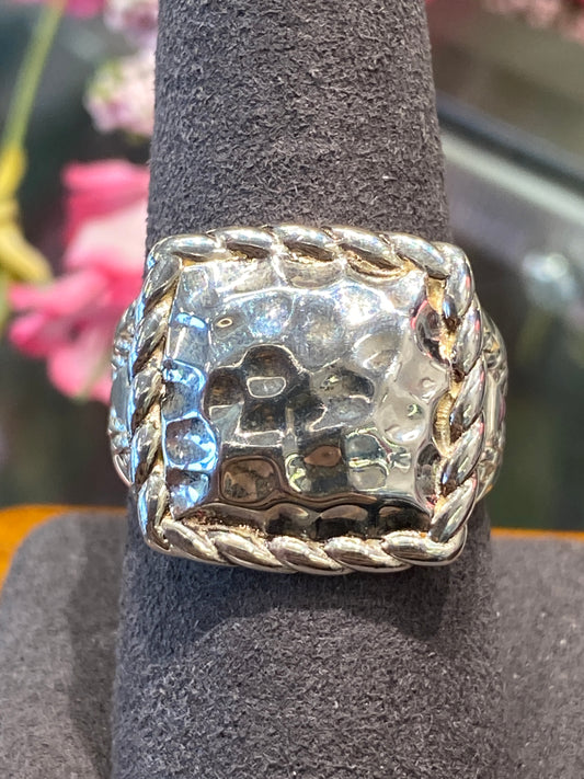 Silver Ring With Design