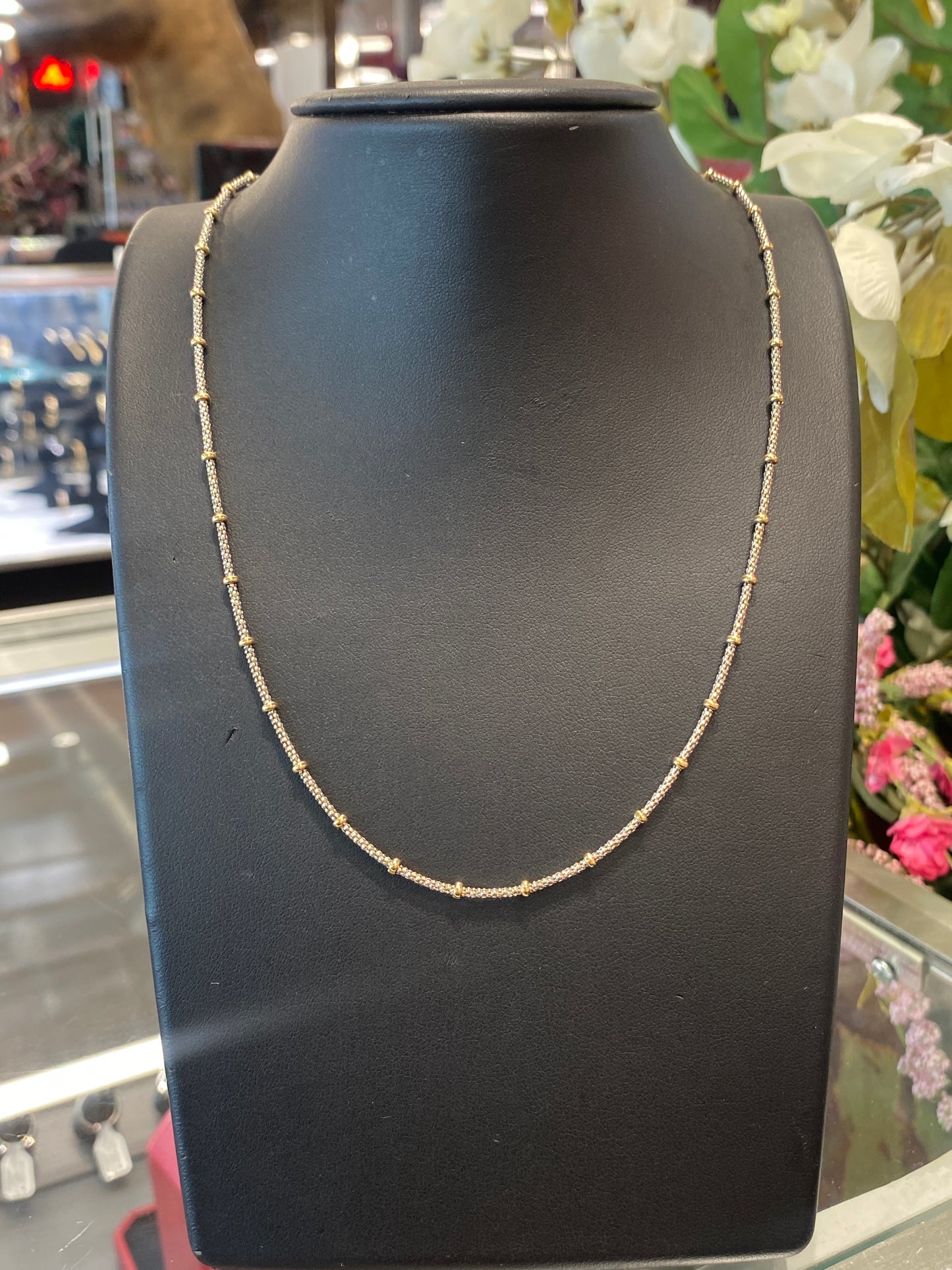 18k Two Tone Chain