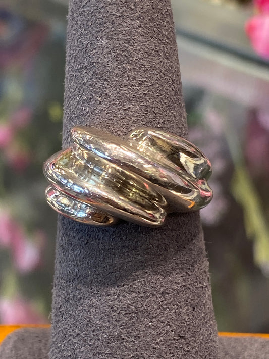 Silver Ring With Design