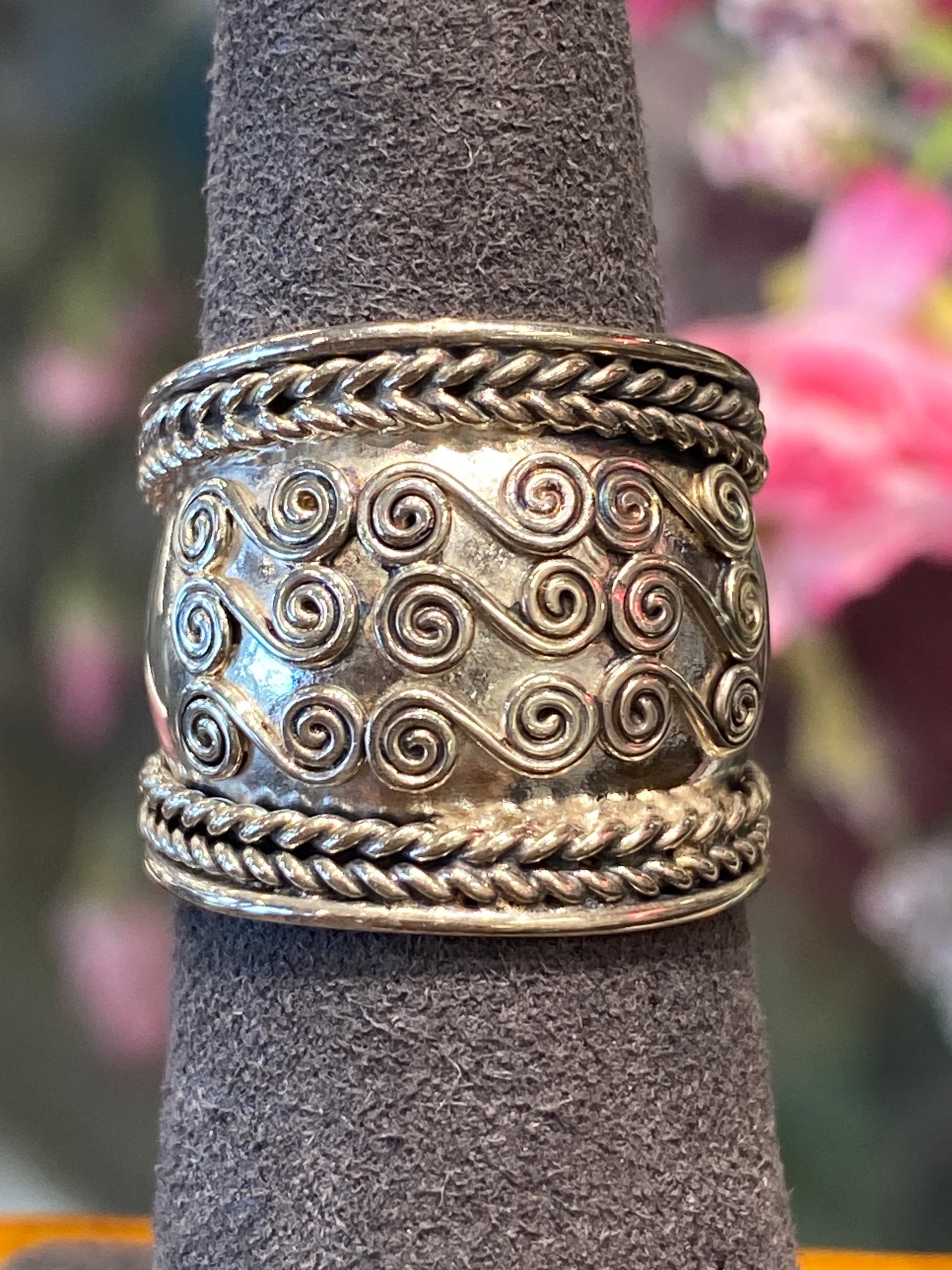 Silver Ring With Design