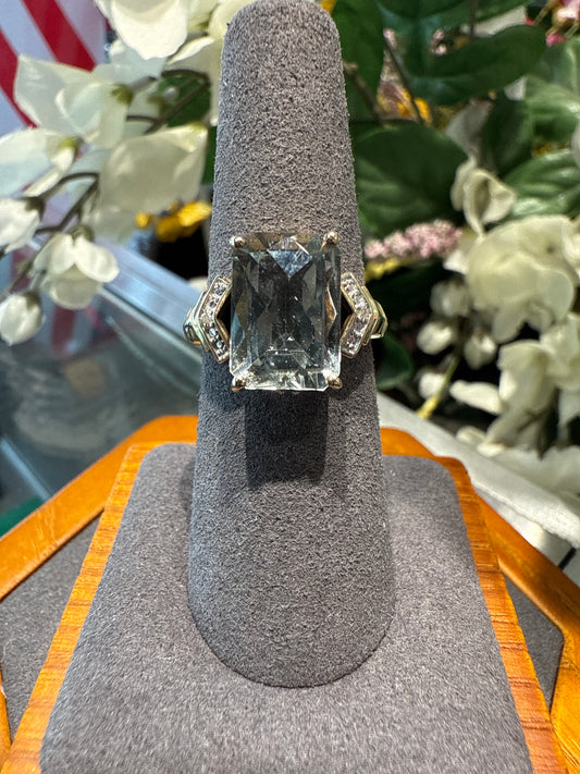 Gold ring