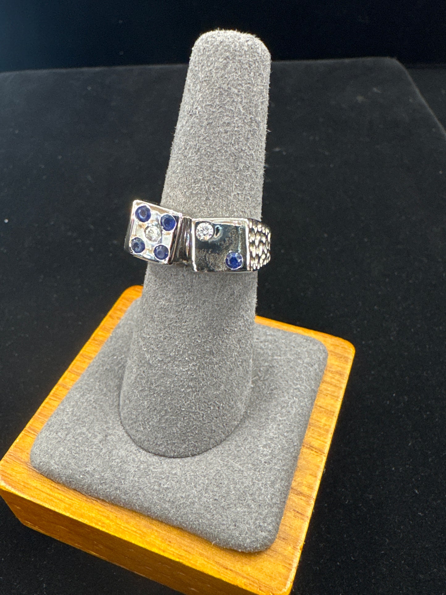 Dice Ring