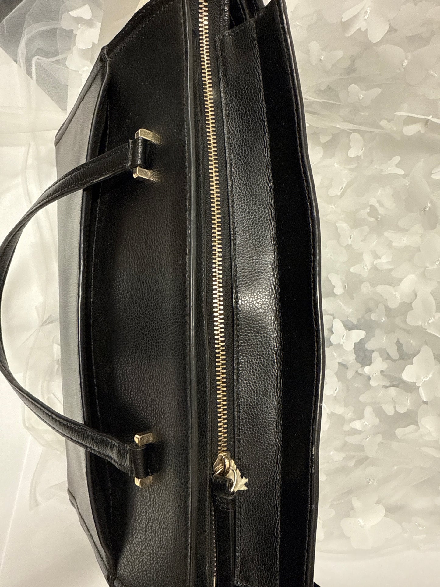 Hand bag