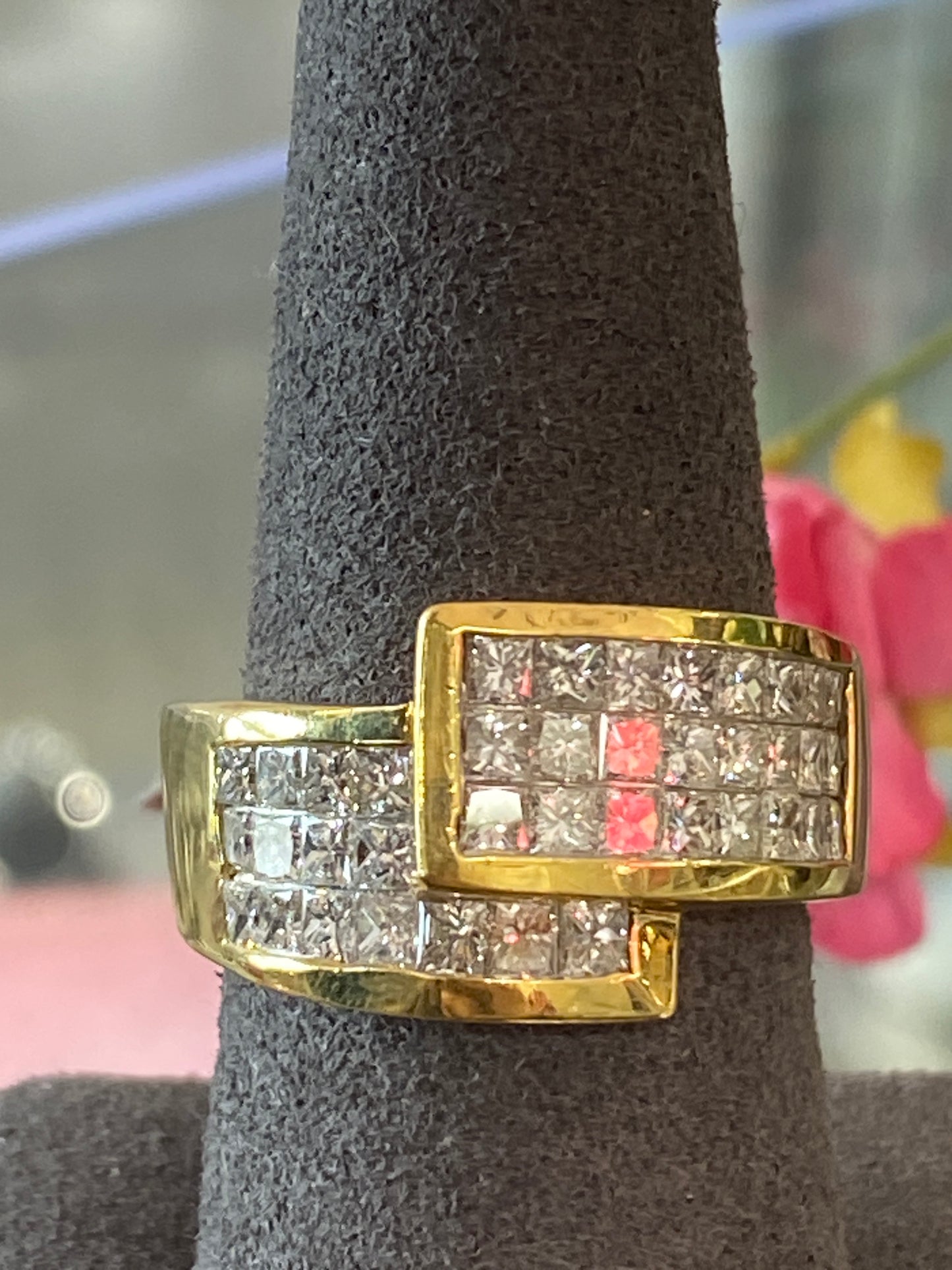 18k Yellow Gold Diamond Ring