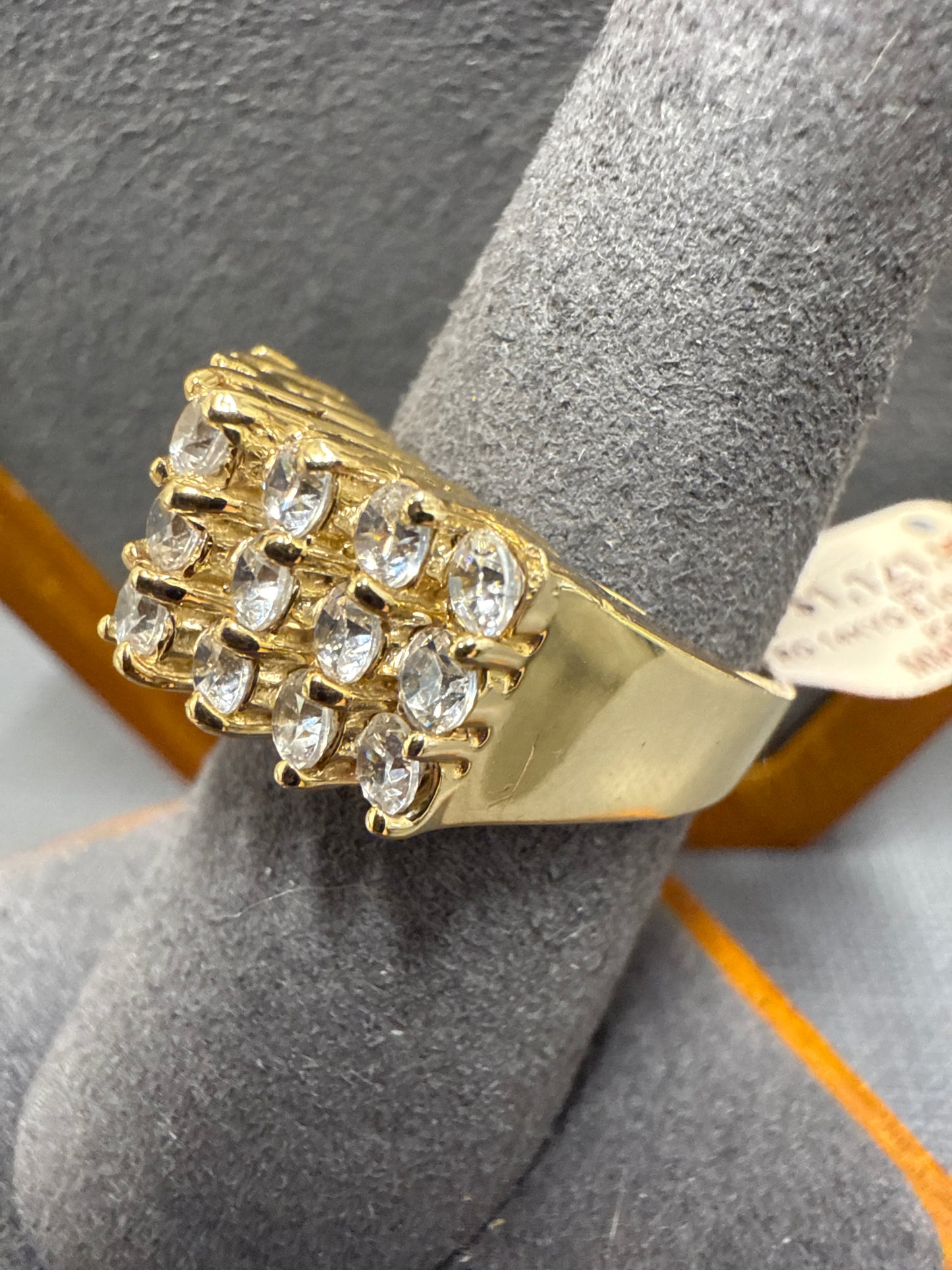 Gold ring