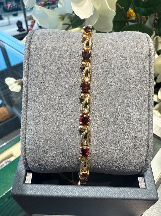 Gold bracelet