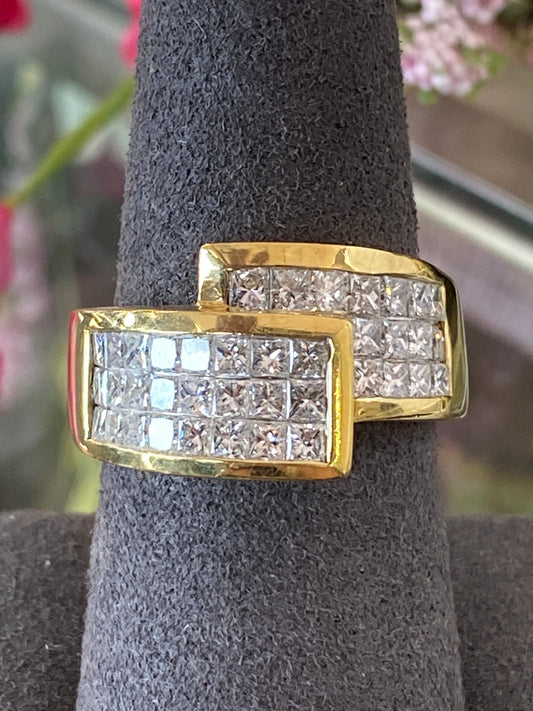 18k Yellow Gold Diamond Ring