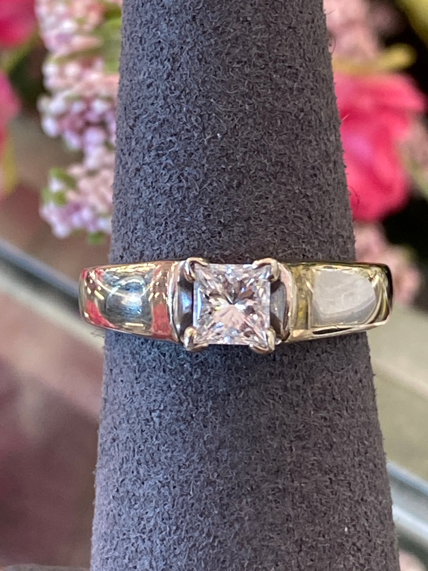 14k White Gold Engagement Ring