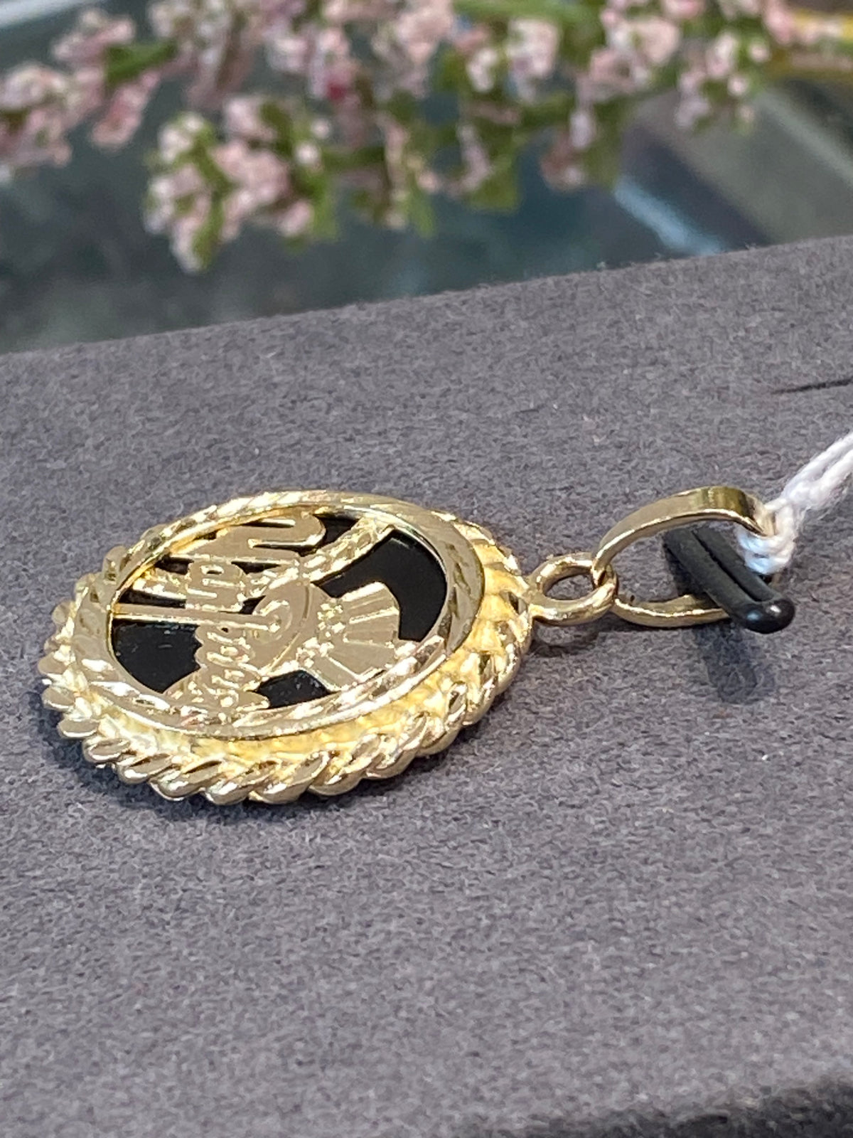 14k Yellow Gold Yankees Pendant
