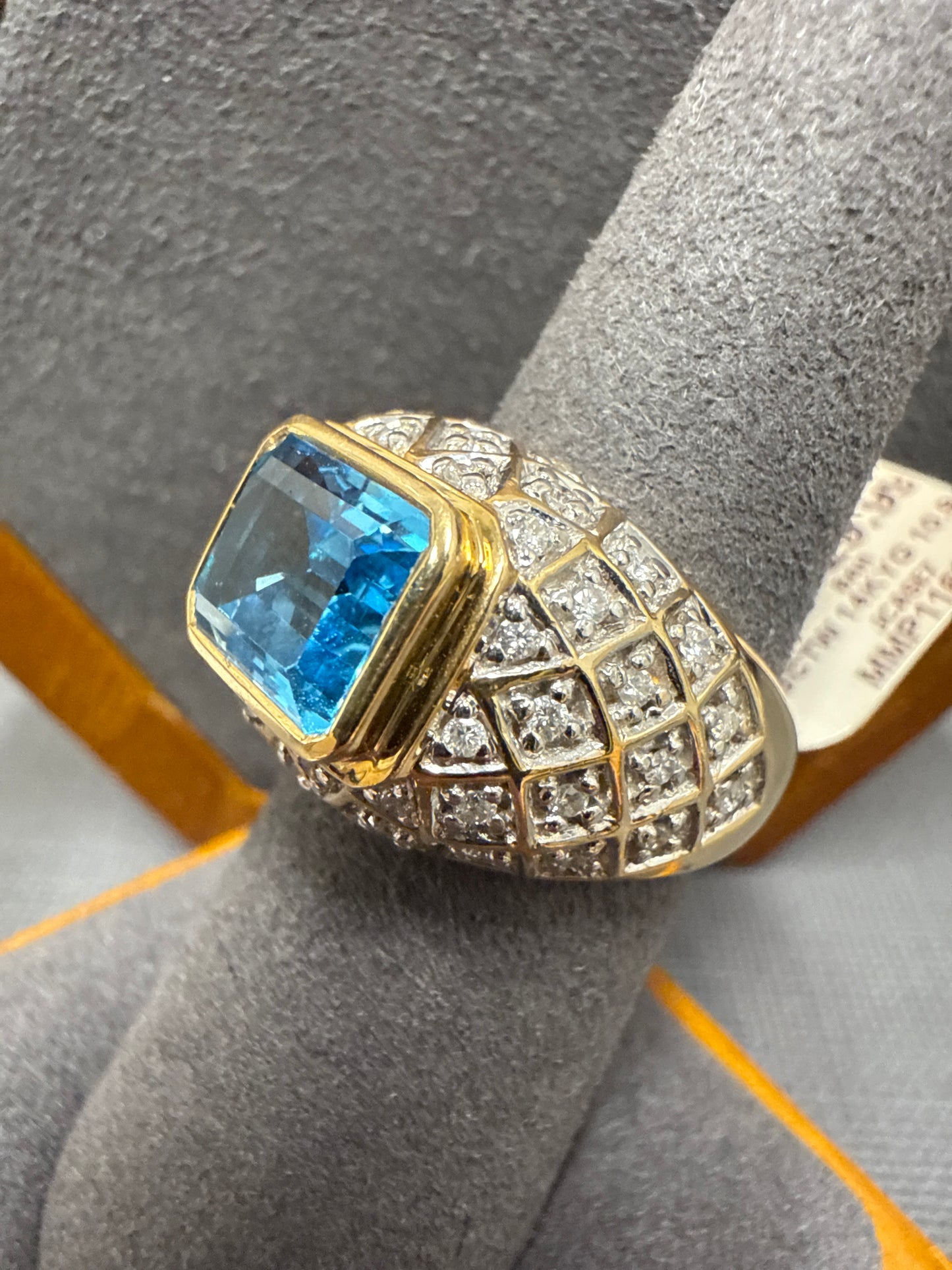 Gold ring