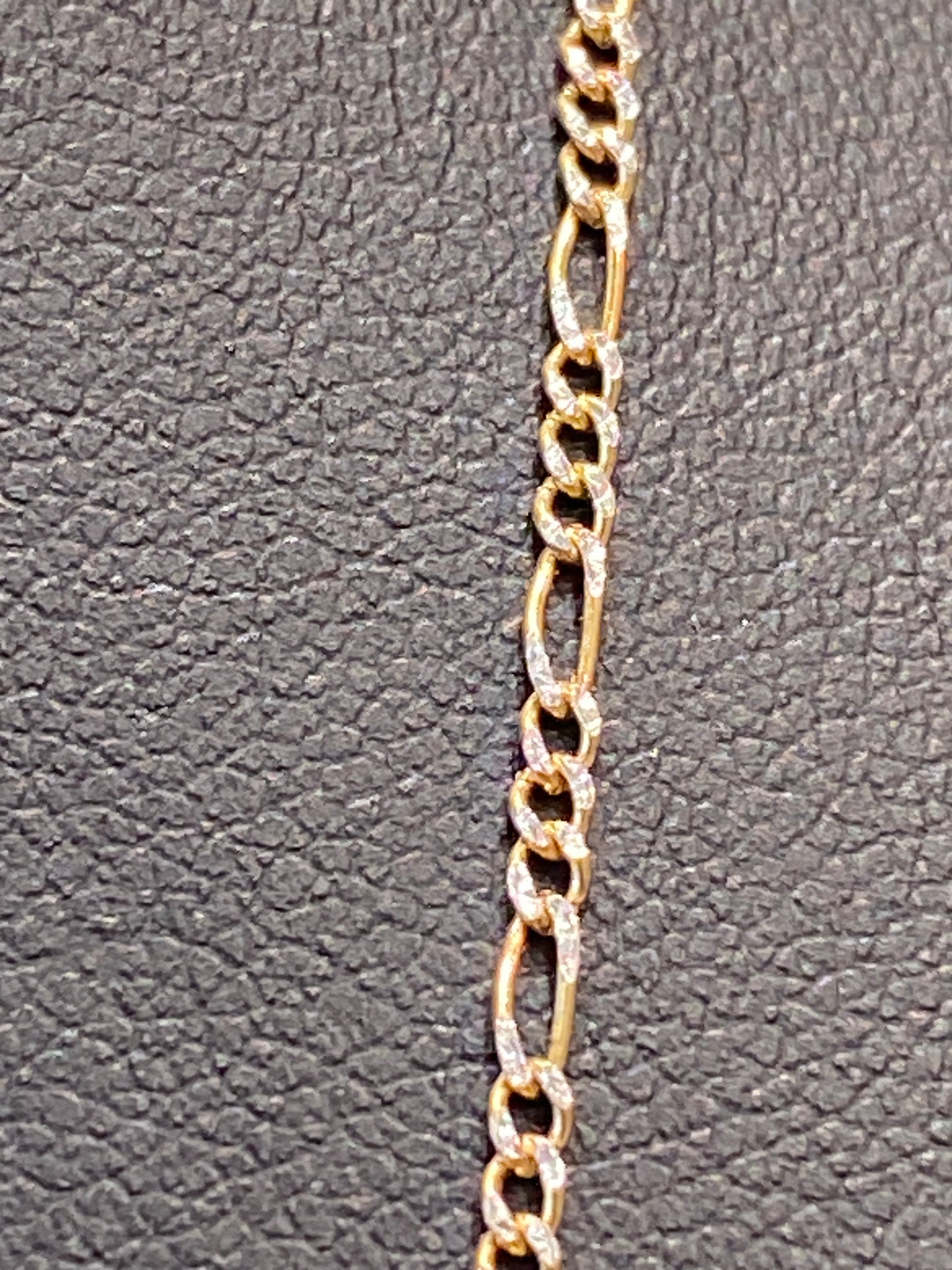 14k Two Tone Fígaro Chain