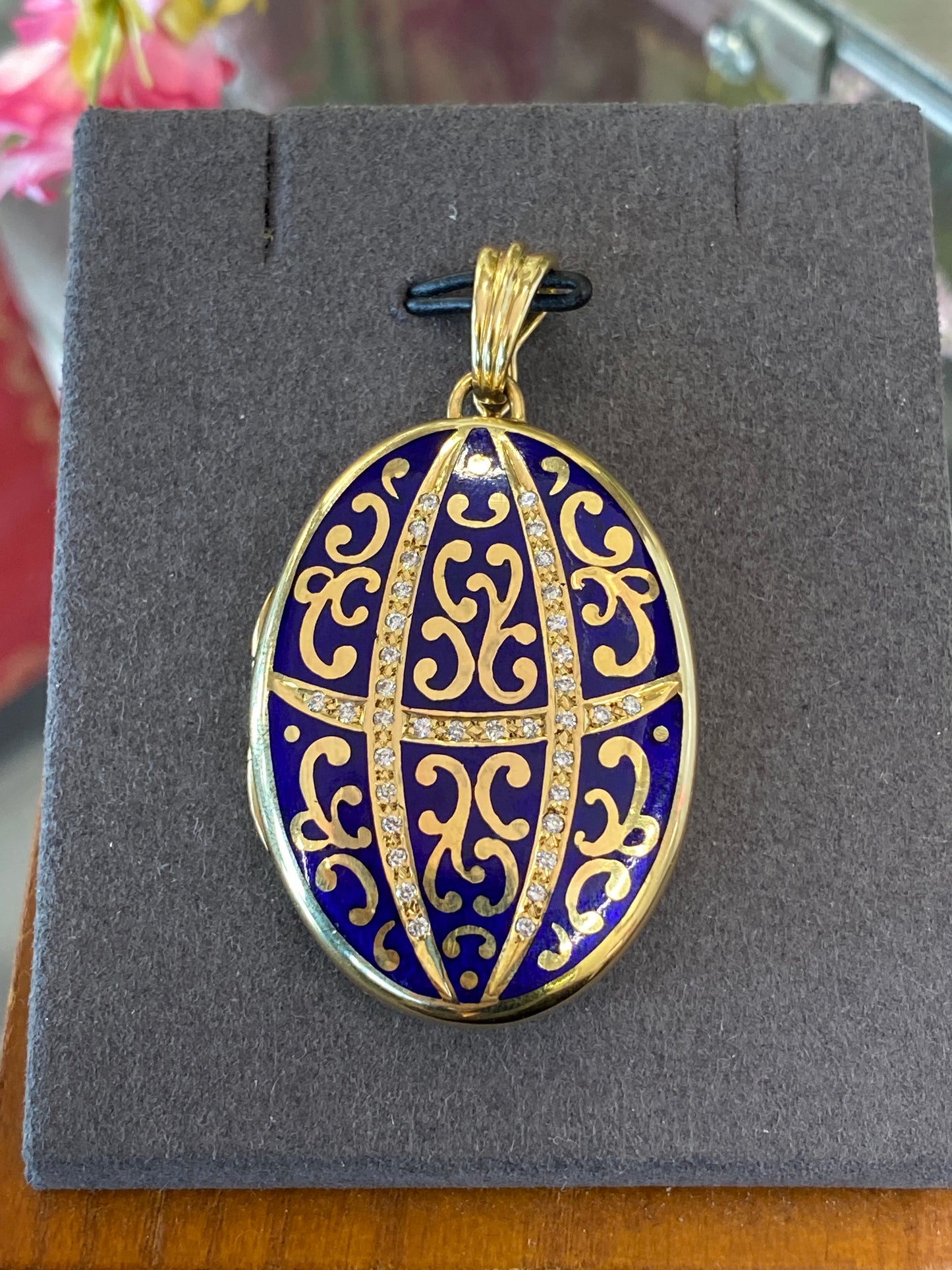 18k Yellow Gold Locket Pendant