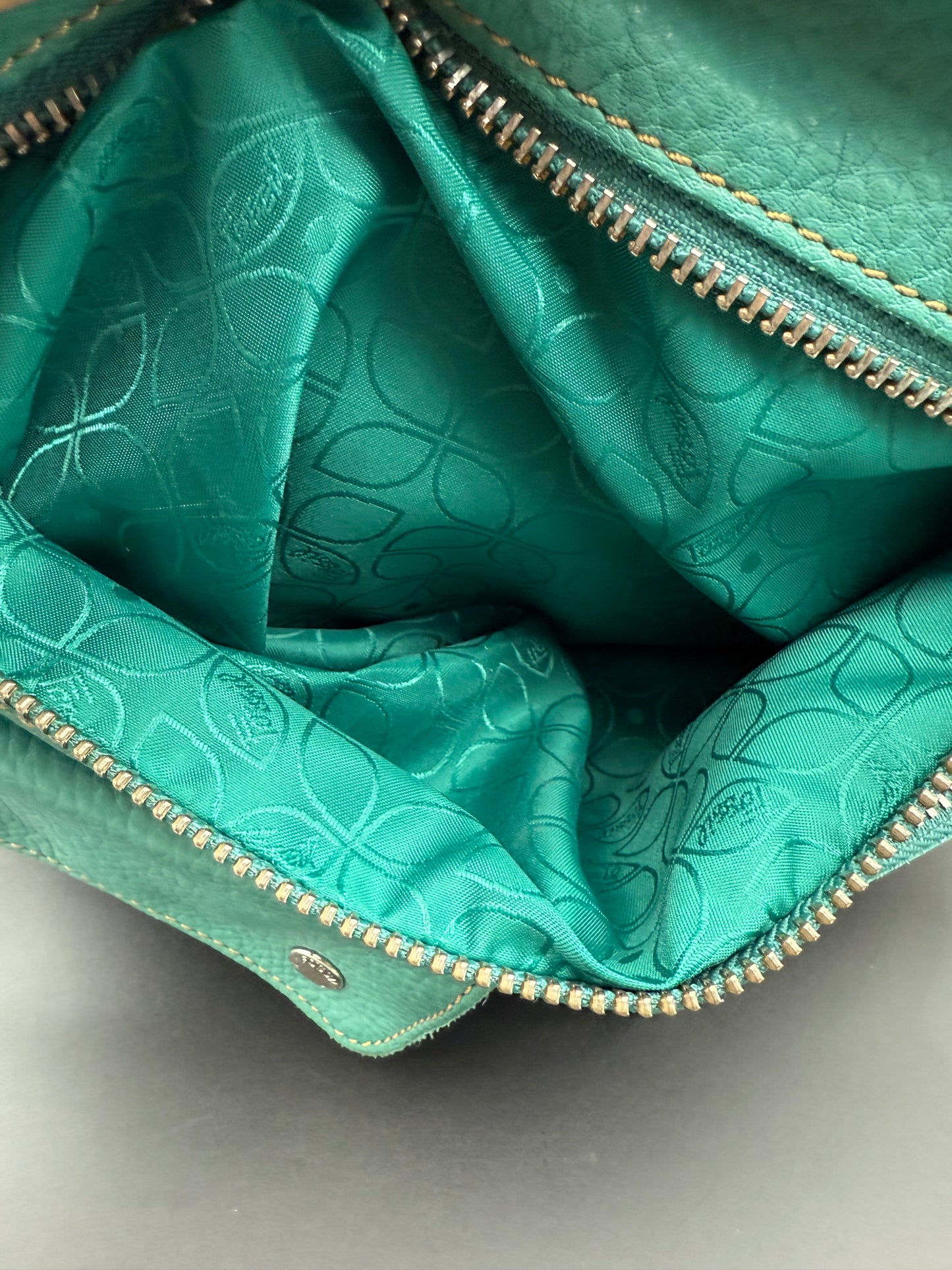 Hand bag