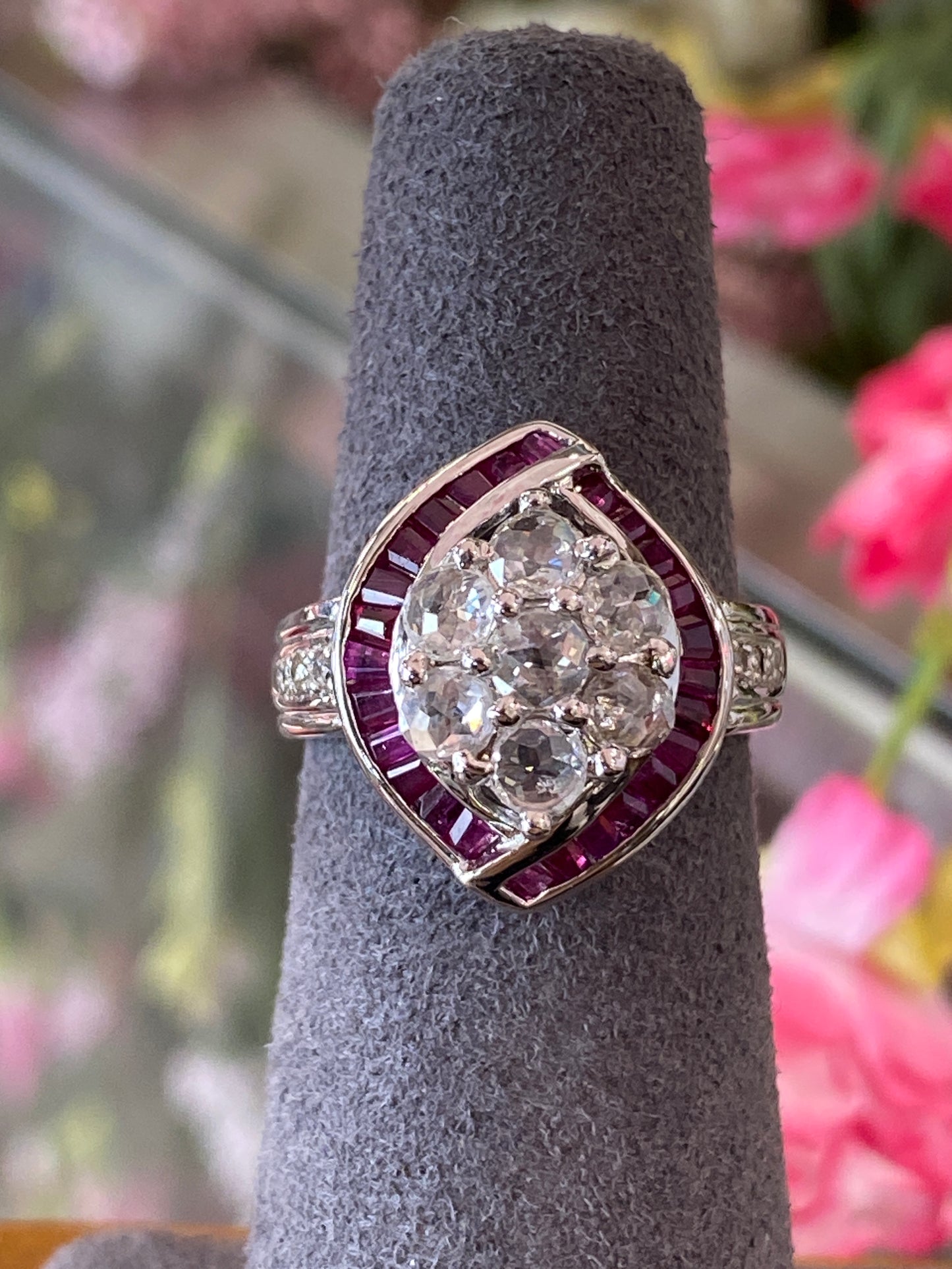 18k White Gold Ring With Diamonds & Red Stones