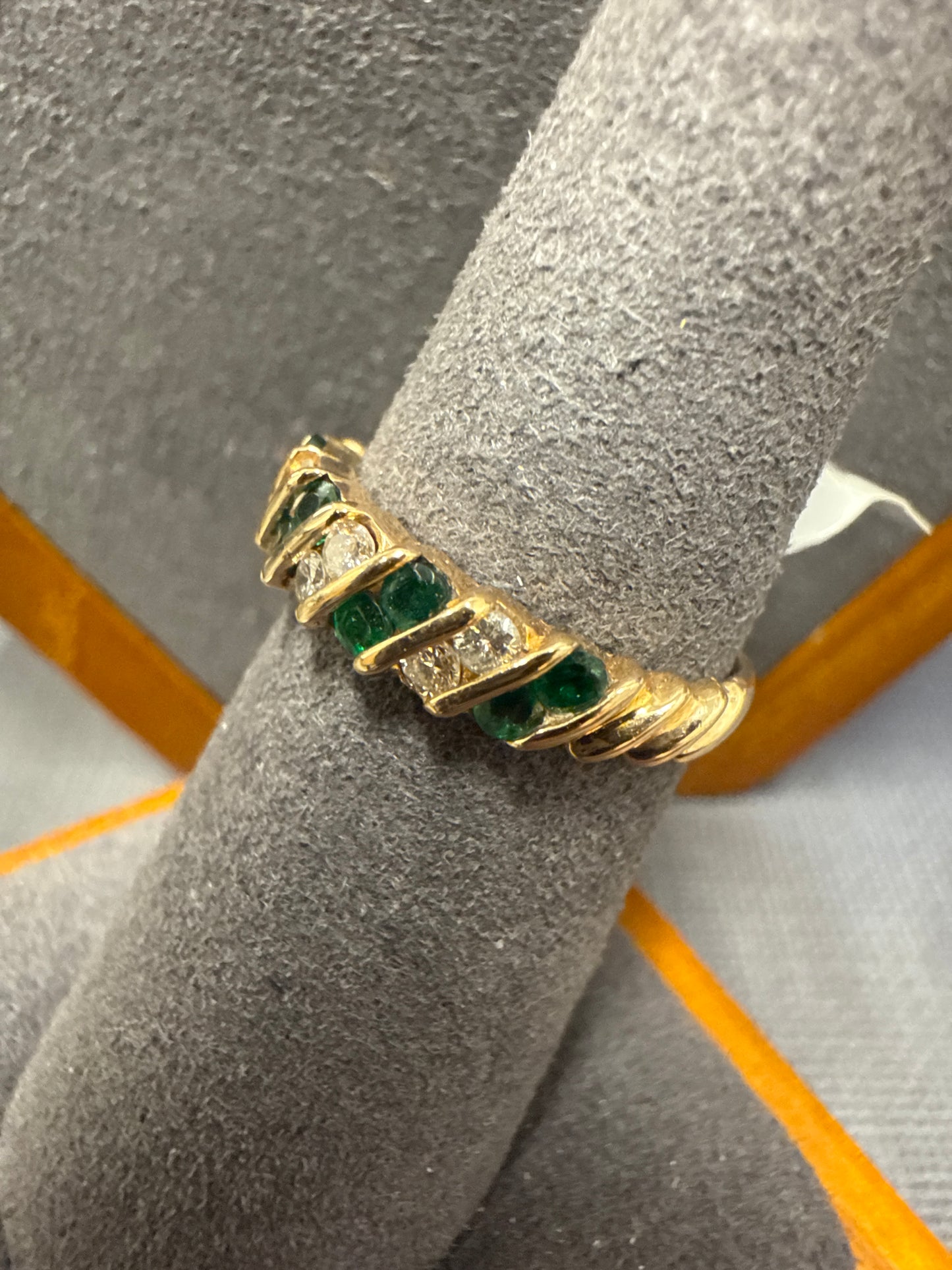 Gold band
