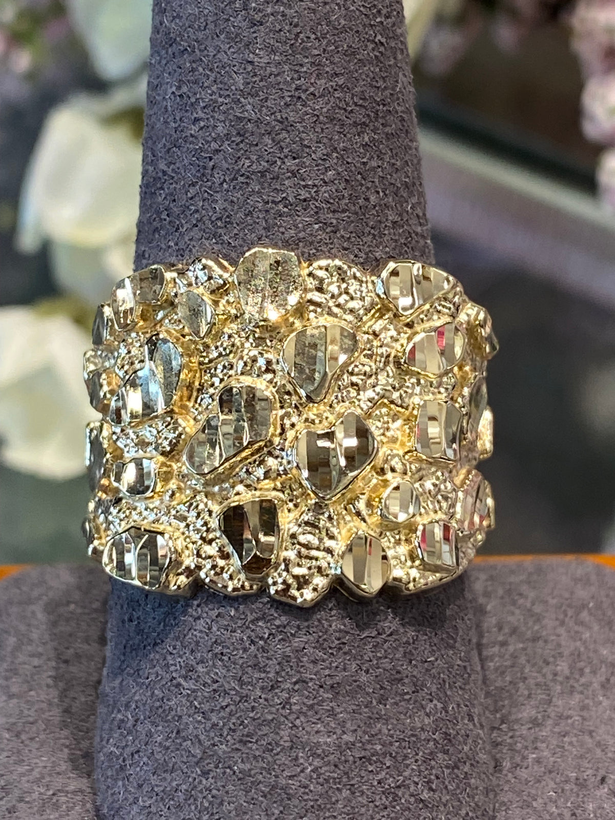 10k Yellow Gold Nugget Ring