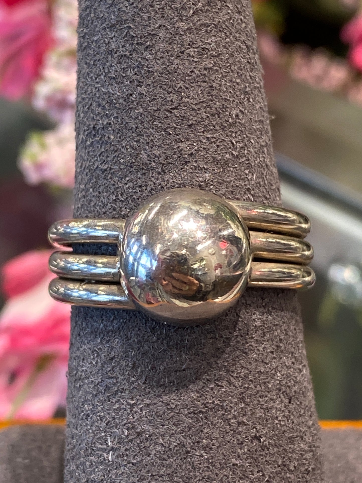 Silver Ring With Design